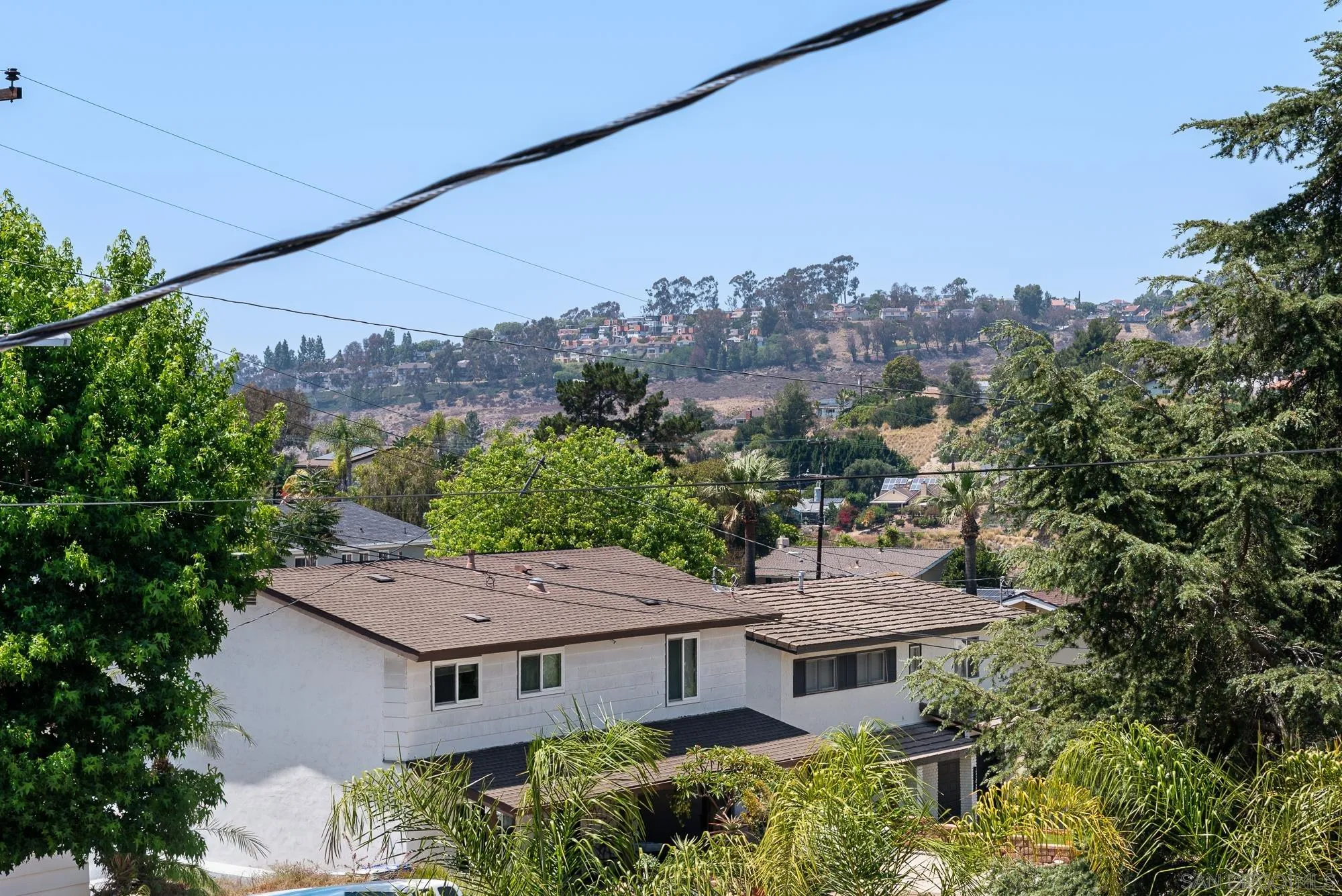 https://cdn.realtyfeed.com/cdn/127/260012670/95defab56e350266a717aebaa3f74195.webp