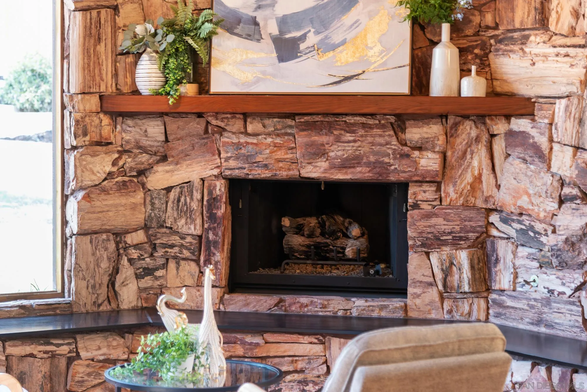 https://cdn.realtyfeed.com/cdn/127/260012670/b754b2f9ee116e4bd90235d1db937e6e.webp