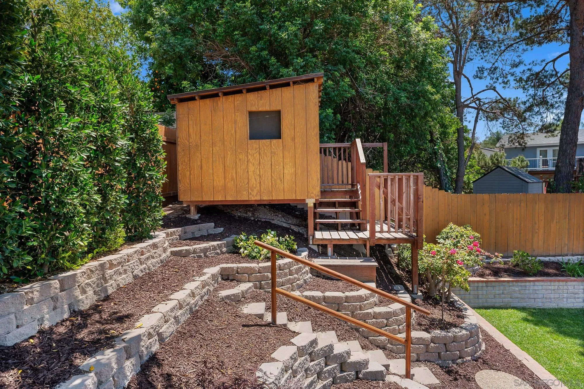 https://cdn.realtyfeed.com/cdn/127/260012670/d332363373044d8c645b11414ff8e4e7.webp