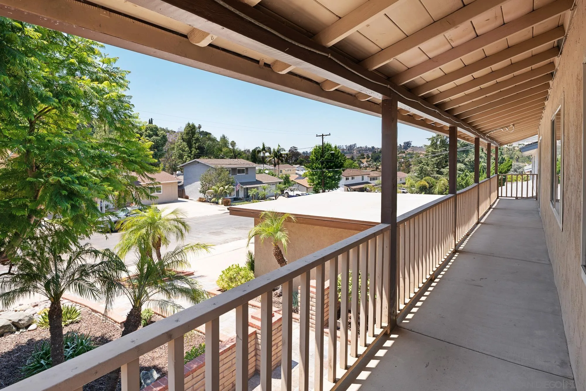 https://cdn.realtyfeed.com/cdn/127/260012670/e6263a9cd2701f06a5529328fbc076e4.webp