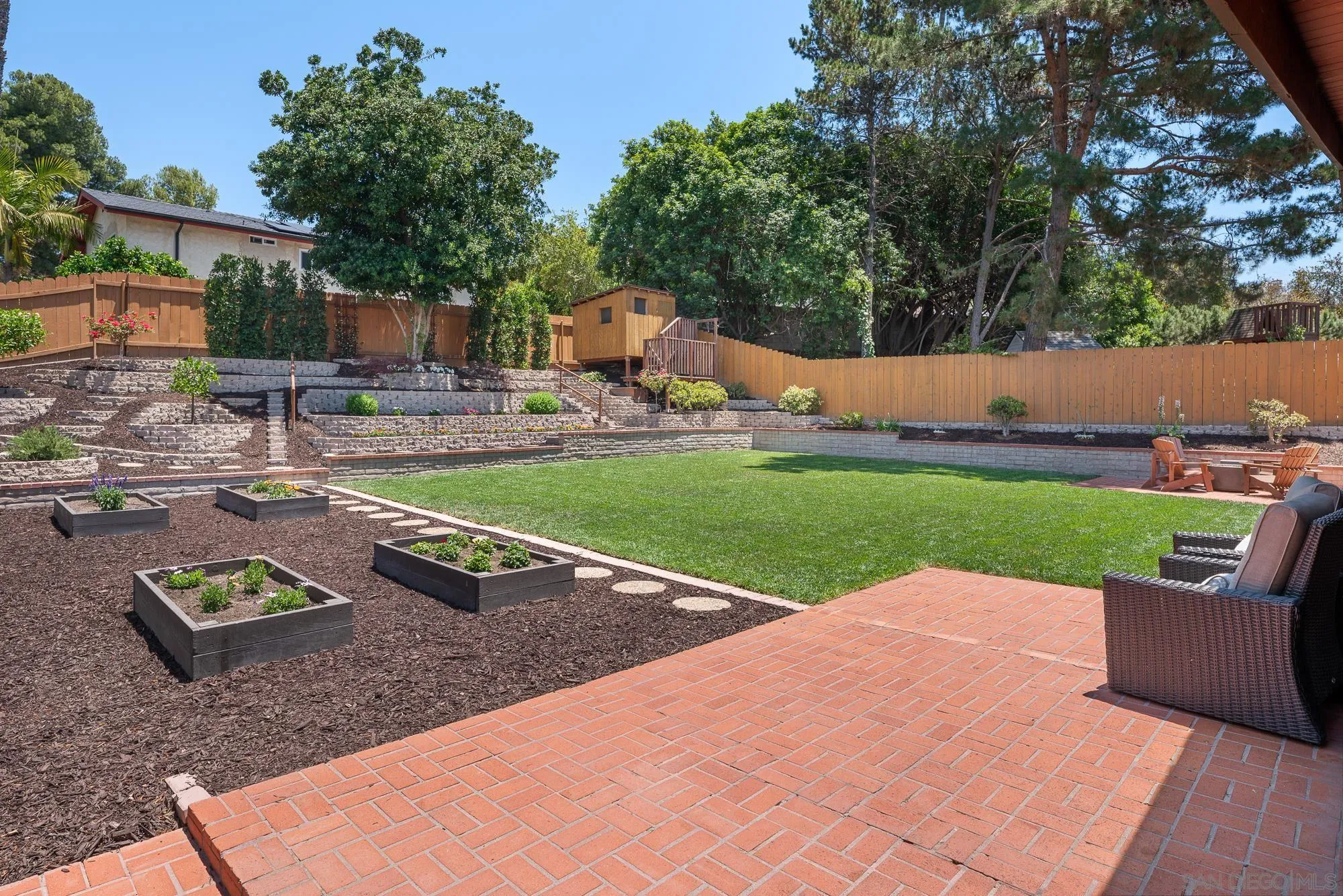 https://cdn.realtyfeed.com/cdn/127/260012670/e7b6cfa604bd30396421b5629451caf9.webp