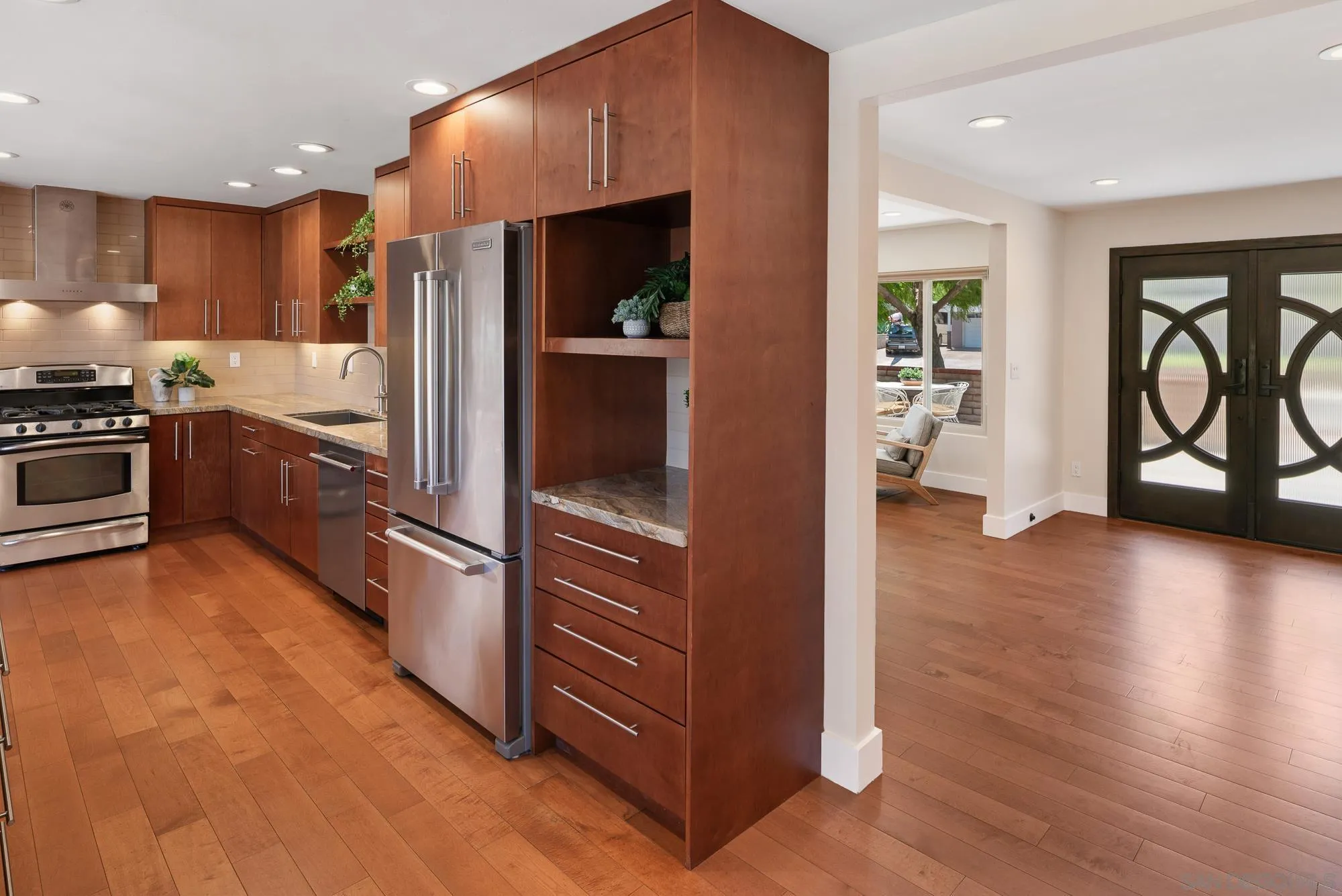 https://cdn.realtyfeed.com/cdn/127/260012670/f6411024a71603cf16c46f0446937810.webp