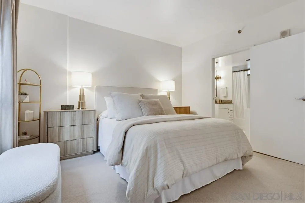Photo #12: 260012672 Listing: Photo #12