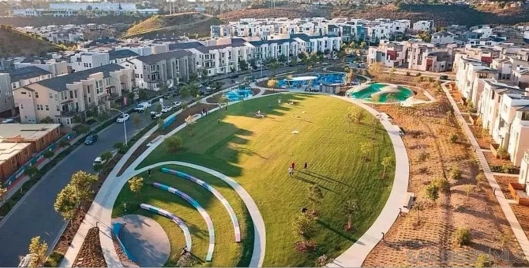 https://cdn.realtyfeed.com/cdn/127/260012679/40d1fd28e377f60c9659bd2f6c8c4aaa.webp