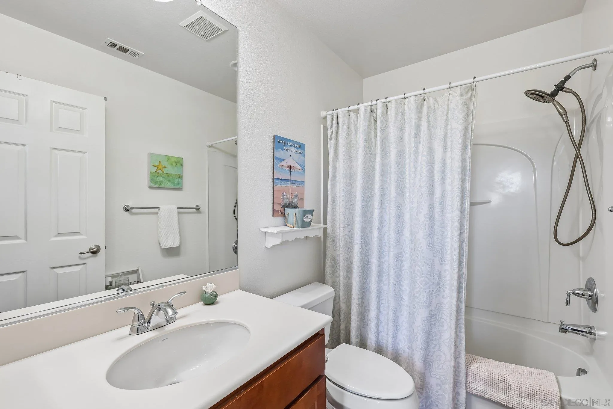Photo #17: 260012683 Listing: Photo #17