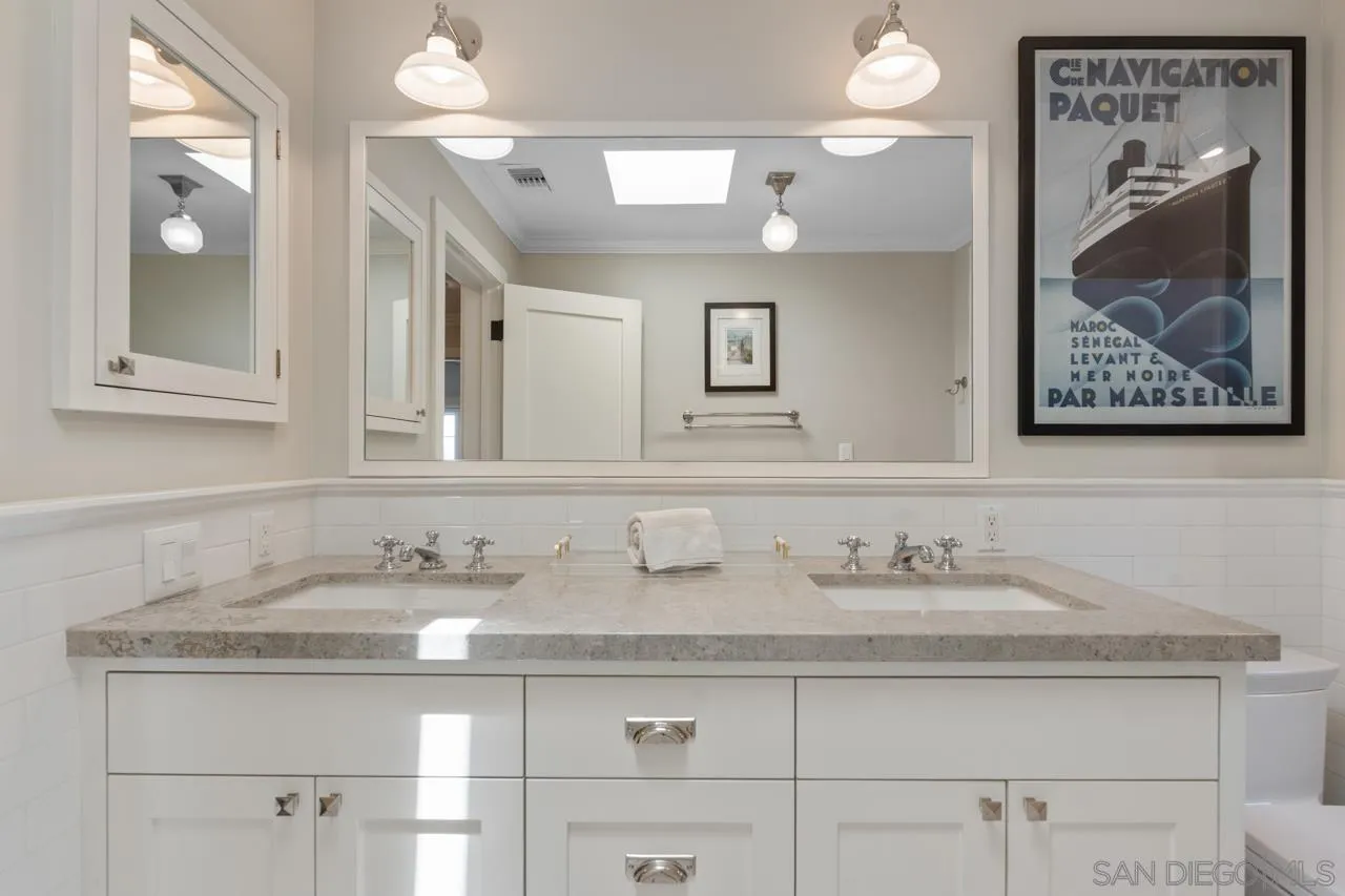 https://cdn.realtyfeed.com/cdn/127/260012684/62b44a4ecc80f1836594b572005b0dbe.webp