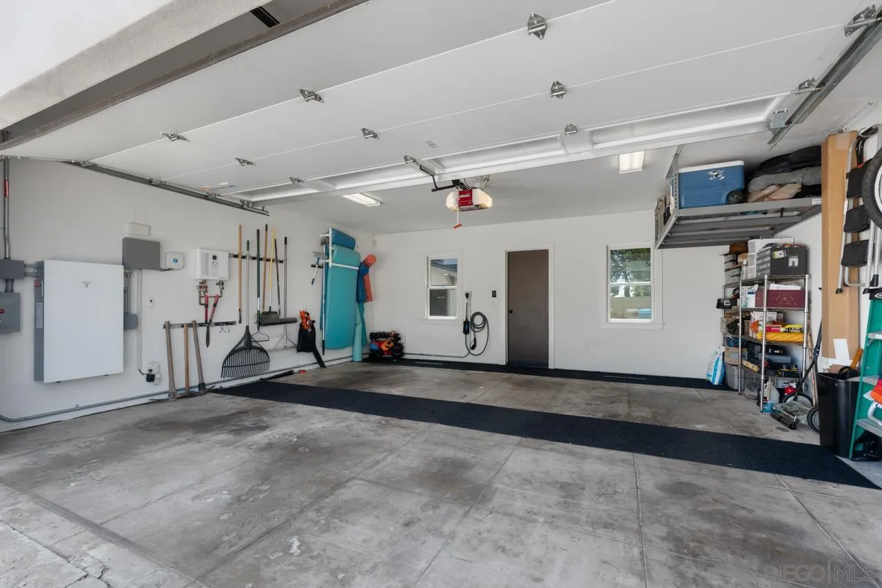 https://cdn.realtyfeed.com/cdn/127/260012684/7e38fbfbb397fa64742c00ef44276229.webp