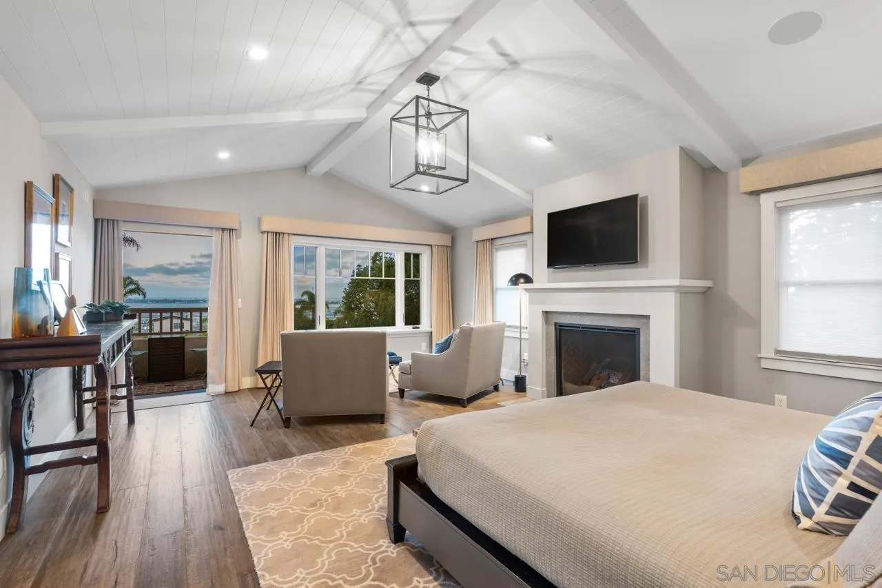 https://cdn.realtyfeed.com/cdn/127/260012684/9b3812eefe7204fd1bb2475172d9cbdc.webp