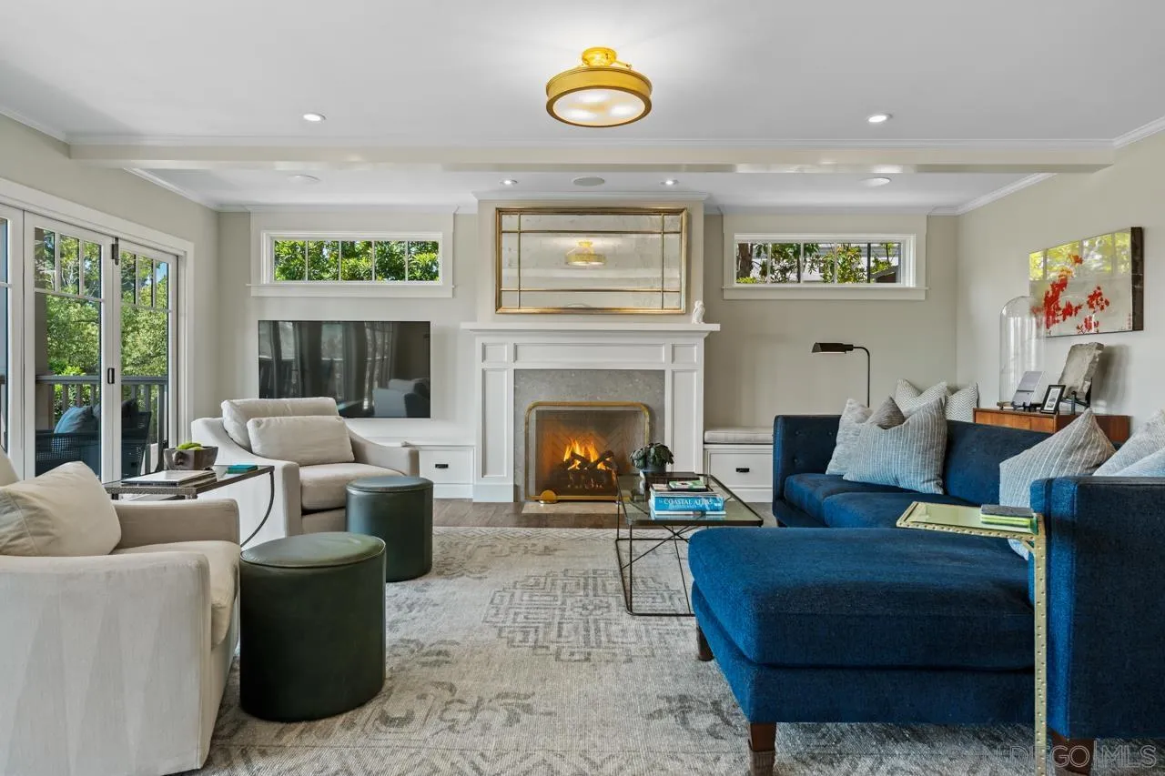 https://cdn.realtyfeed.com/cdn/127/260012684/c21861cd036809c8c0235df2f4980172.webp
