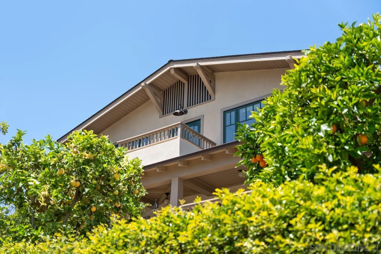 https://cdn.realtyfeed.com/cdn/127/260012684/de7e794f500b384a60cf11d870b38c2a.webp