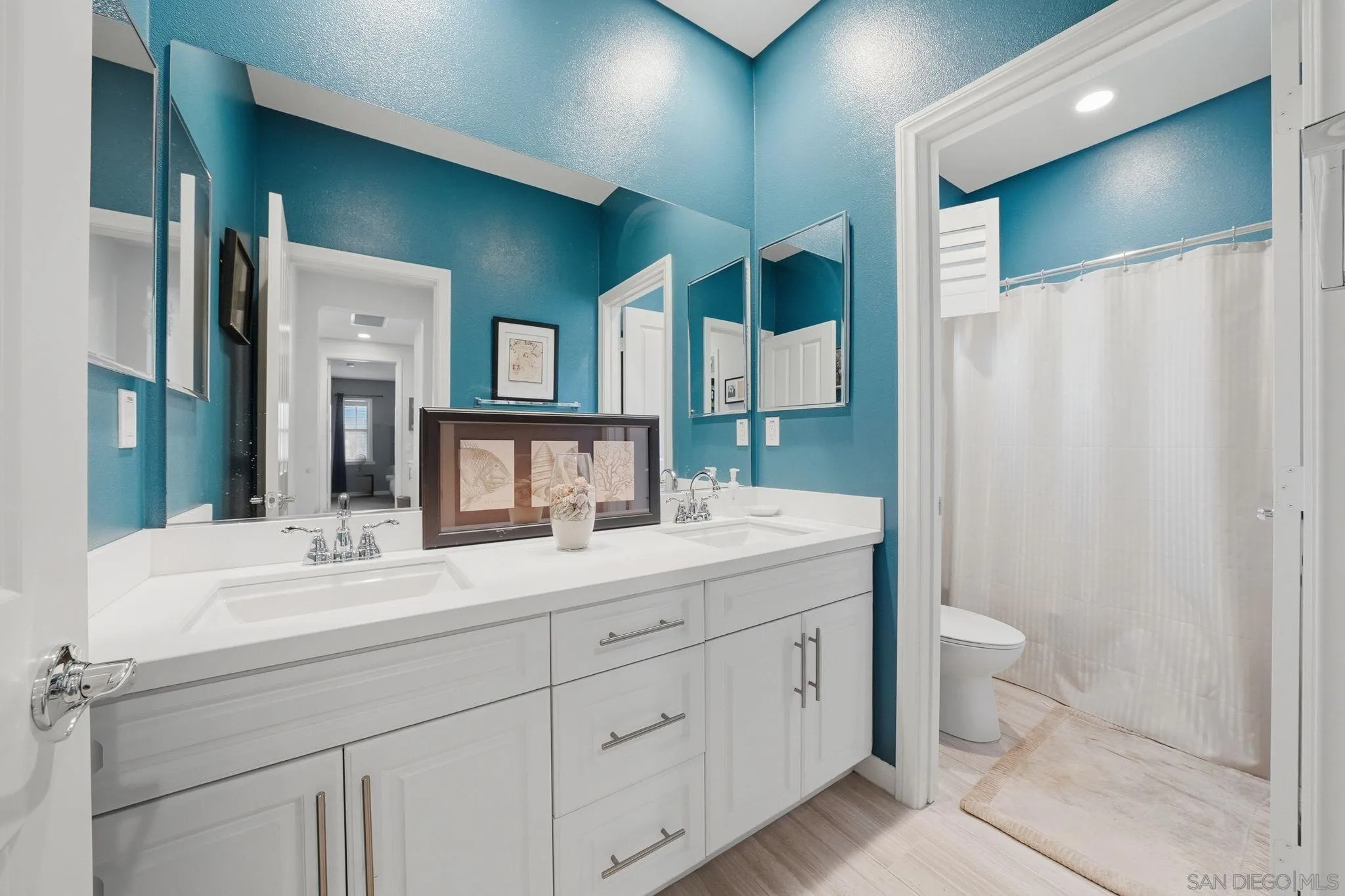 https://cdn.realtyfeed.com/cdn/127/260012687/0f77ee38c9f70fee8795e25a962354bb.webp