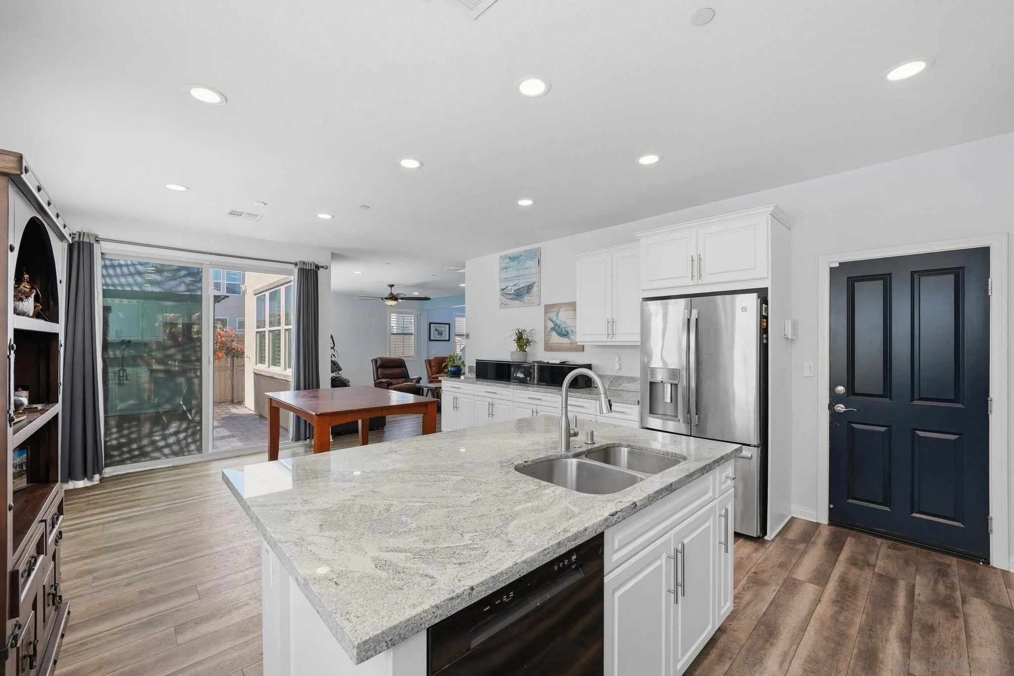 https://cdn.realtyfeed.com/cdn/127/260012687/18d52c9995fb5b68abc6cb6db1b1c4da.webp
