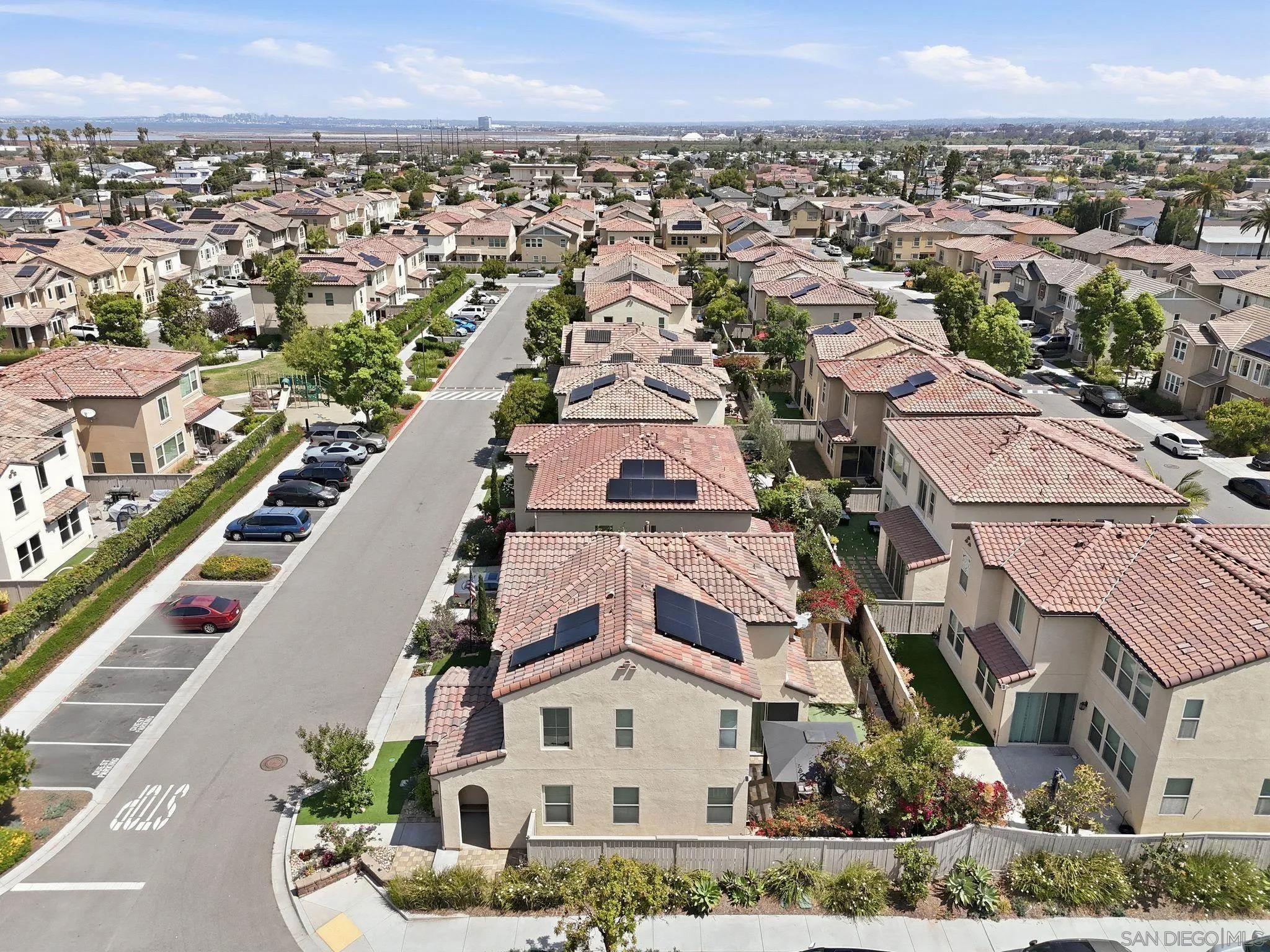 https://cdn.realtyfeed.com/cdn/127/260012687/84d3317609ac3bcef4359e3d19c20816.webp