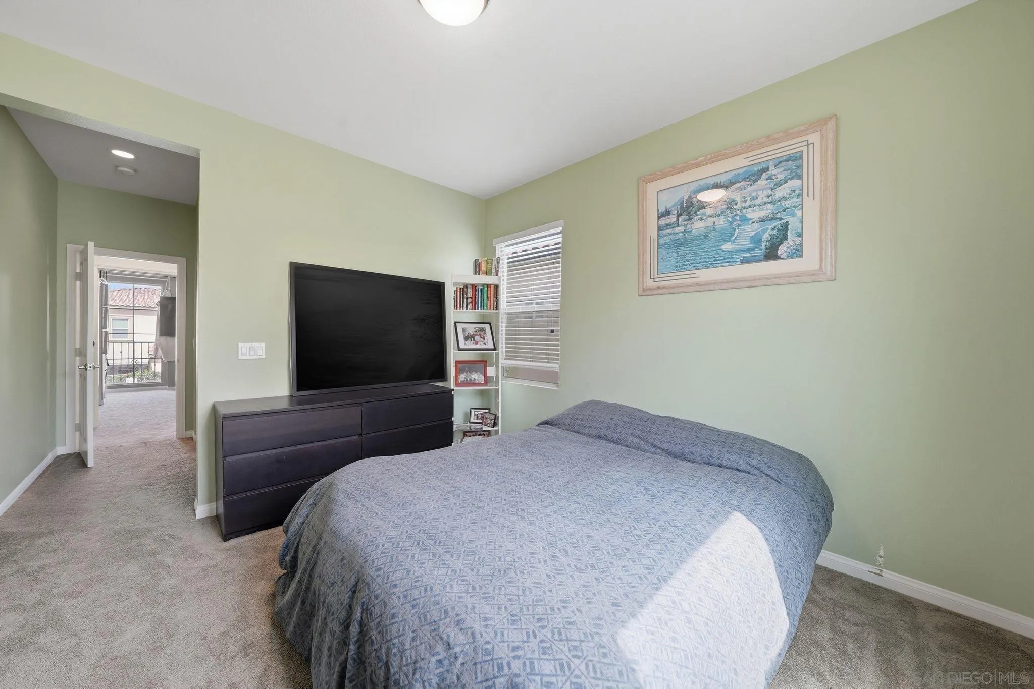 https://cdn.realtyfeed.com/cdn/127/260012687/8cbff33a123eac4a6a8254d0b1dbbf26.webp