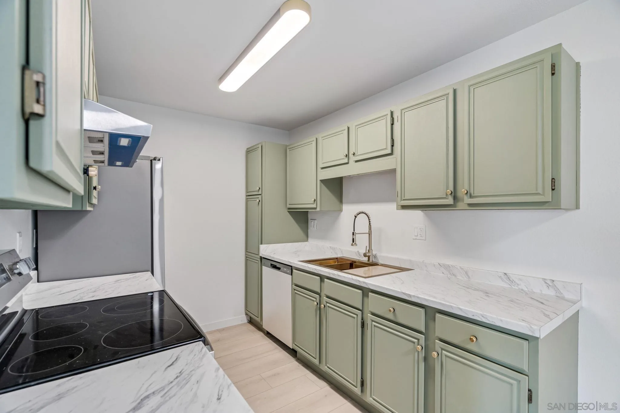 Photo #7: 260012693 Listing: Photo #7