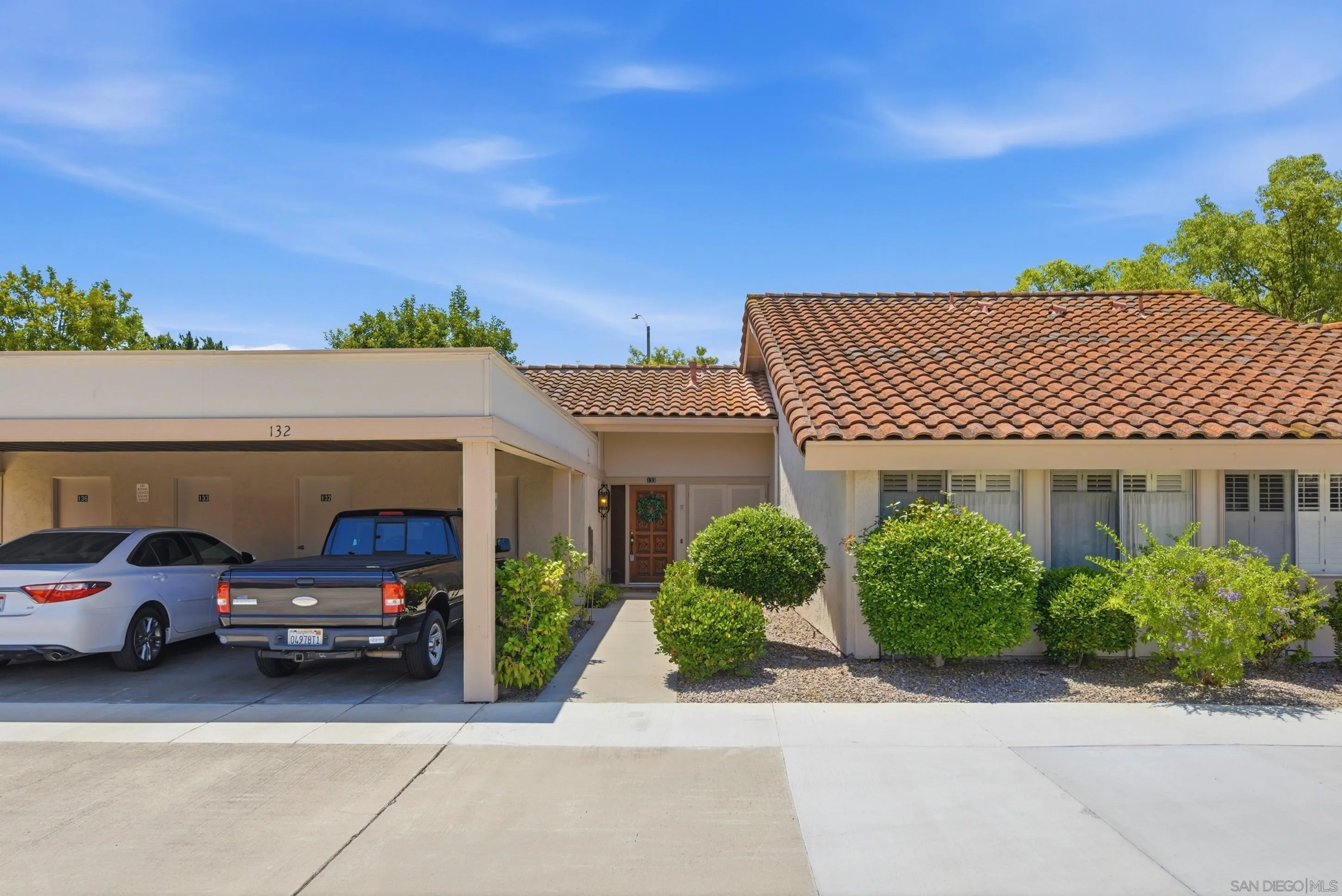 Photo #1: 260012697 Listing: Photo #1