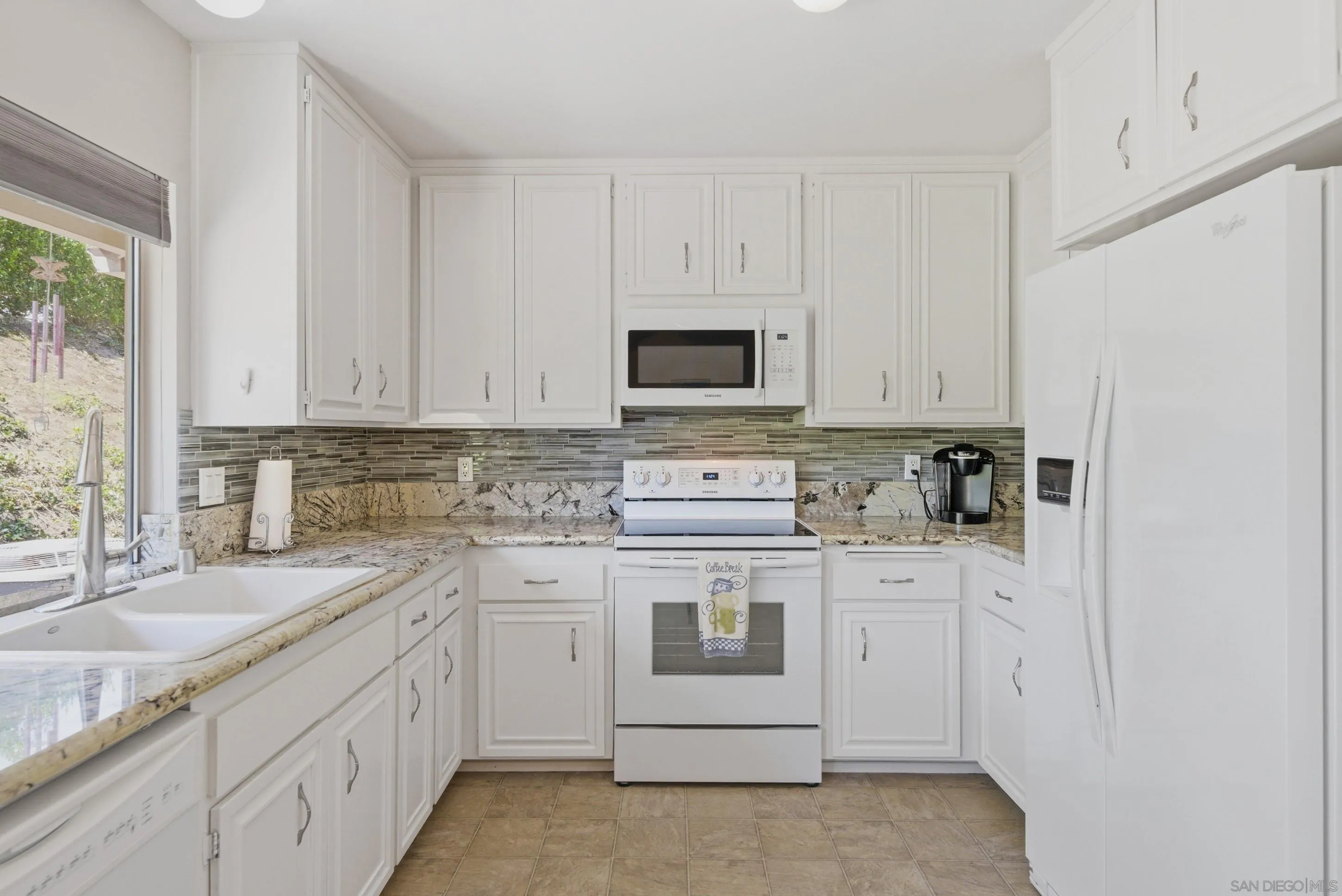 Photo #7: 260012697 Listing: Photo #7