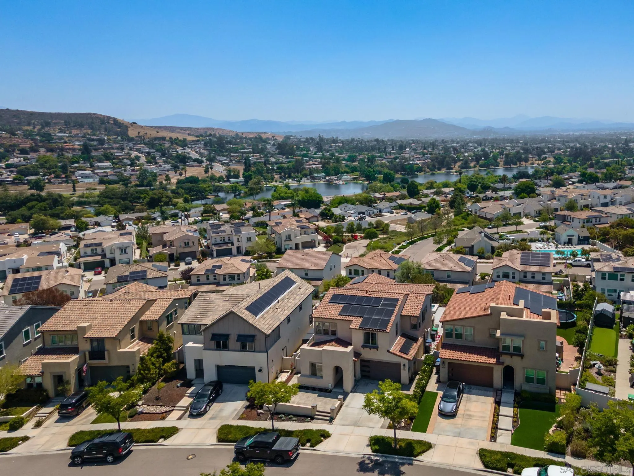 https://cdn.realtyfeed.com/cdn/127/260012699/104a93df0c4b5cd3506558ed7f160d89.webp