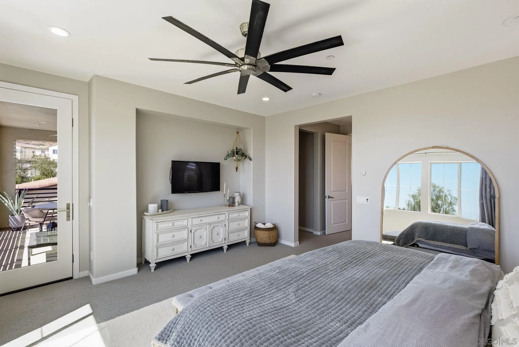https://cdn.realtyfeed.com/cdn/127/260012699/32fadd1e5e4d817f04ada21ca9eb28d6.webp