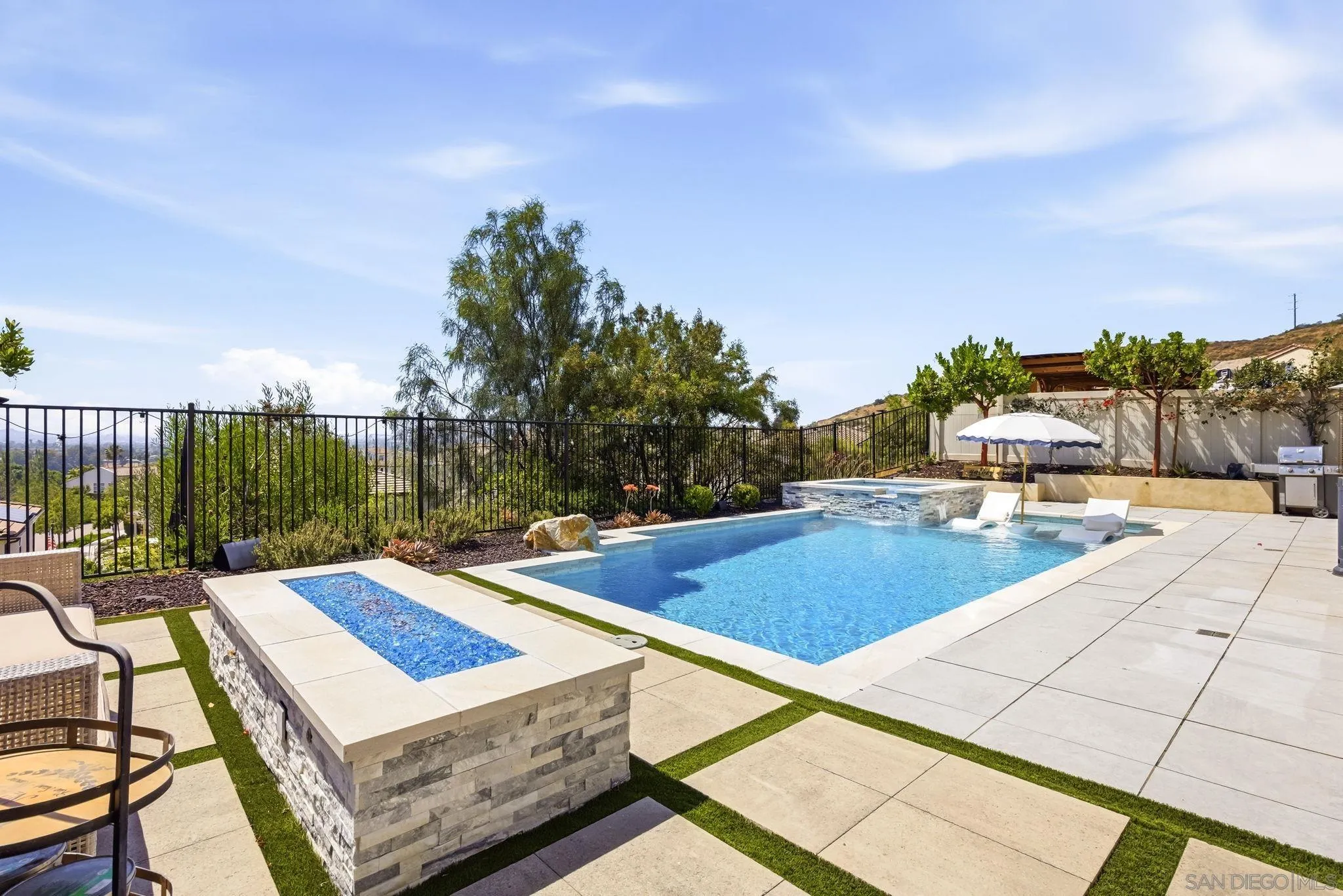 https://cdn.realtyfeed.com/cdn/127/260012699/8b51537922d777ad58d697ecde7e3d59.webp