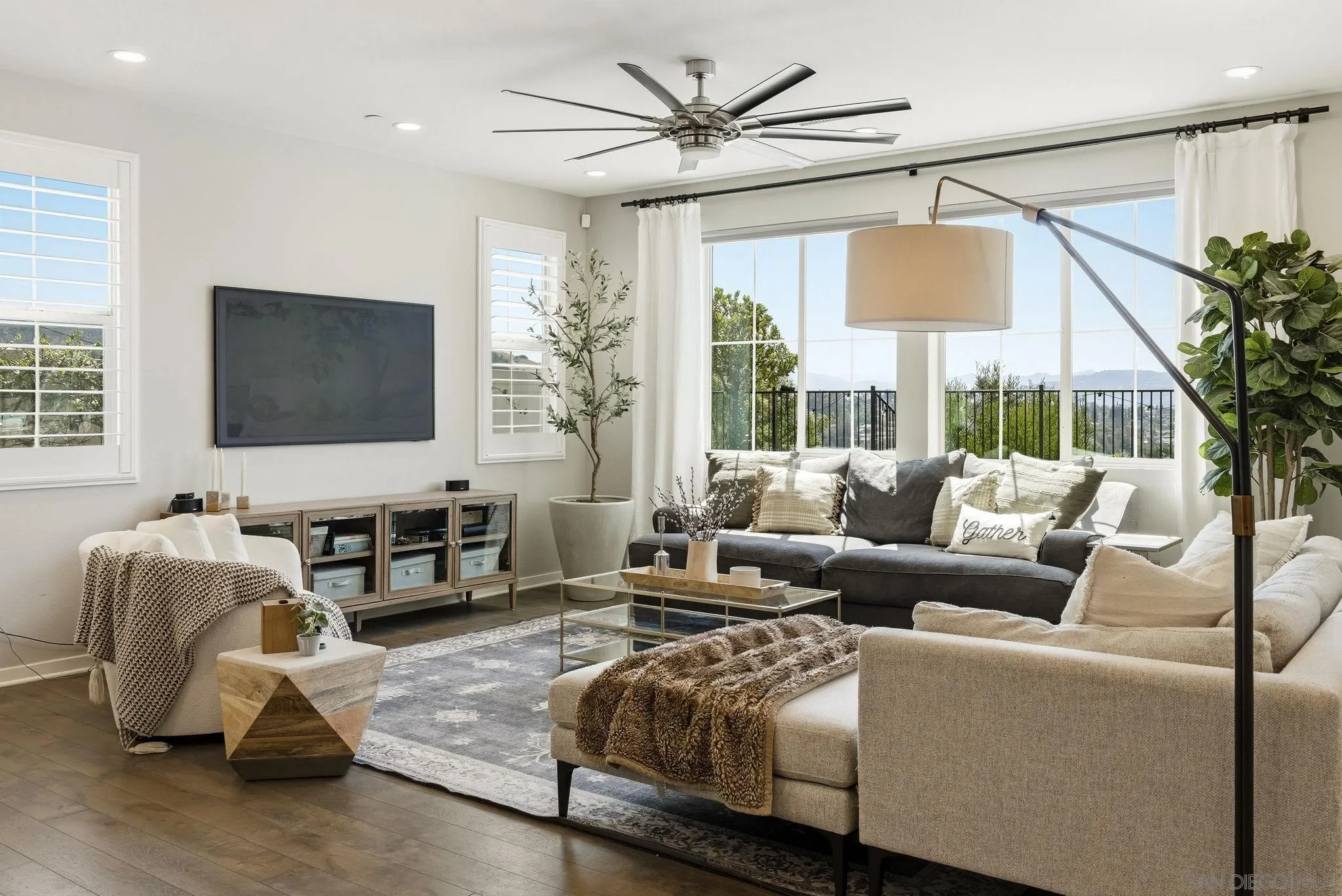 https://cdn.realtyfeed.com/cdn/127/260012699/9f567a8df800b727db40e47e316c52e6.webp