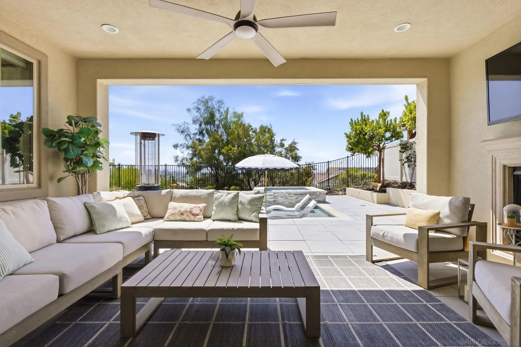 https://cdn.realtyfeed.com/cdn/127/260012699/b5981cacef606a03c769a73ab7cbba70.webp