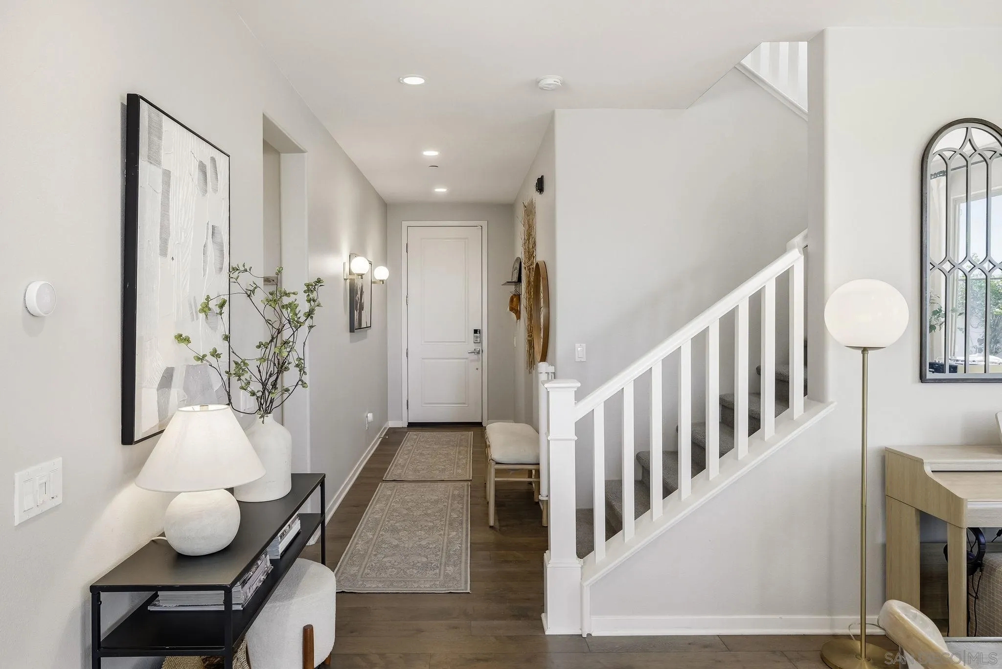 https://cdn.realtyfeed.com/cdn/127/260012699/cb68562c83f0efe23d1837cf11899240.webp