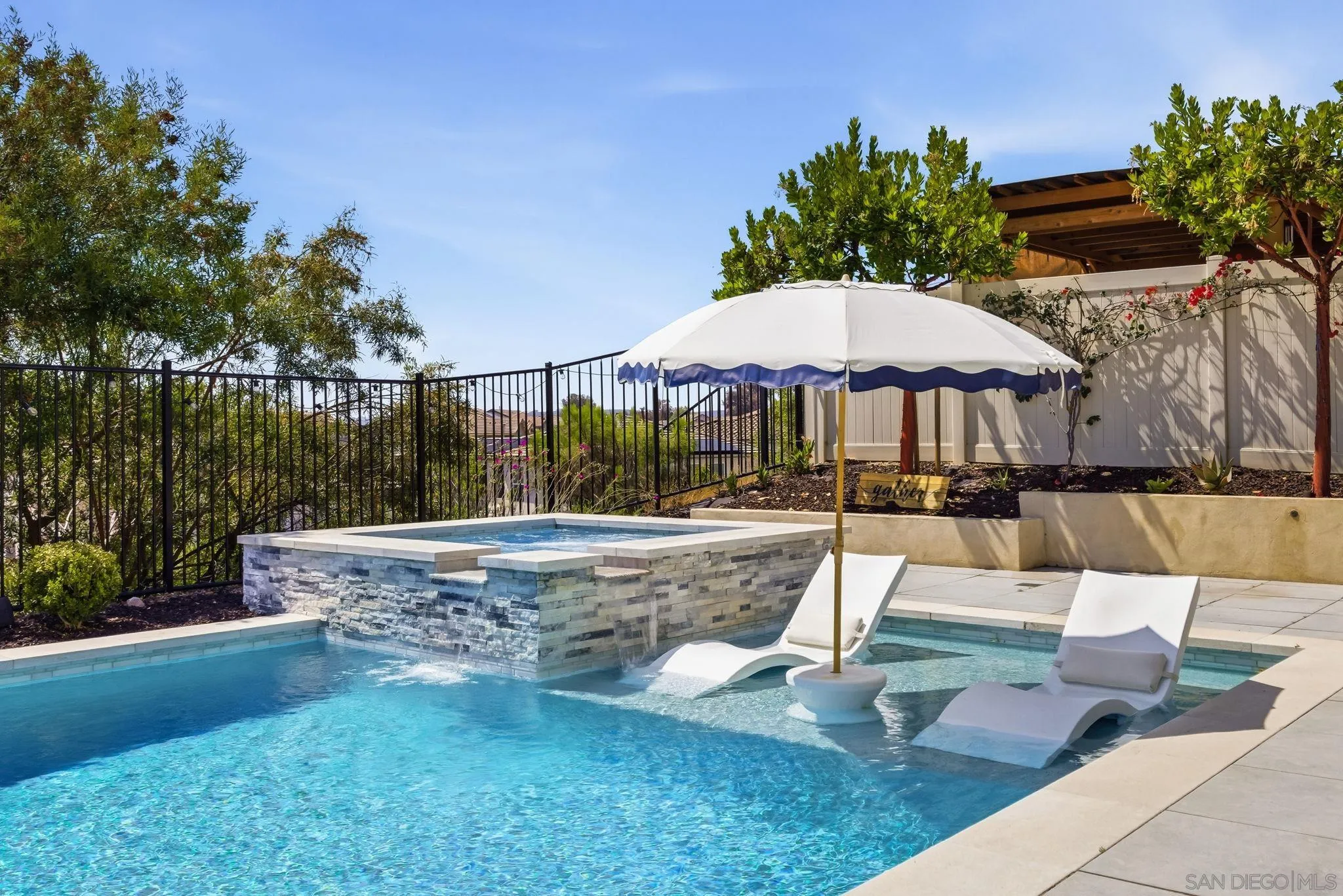 https://cdn.realtyfeed.com/cdn/127/260012699/ec81919ad143cbda5a084b24c4f7de9e.webp