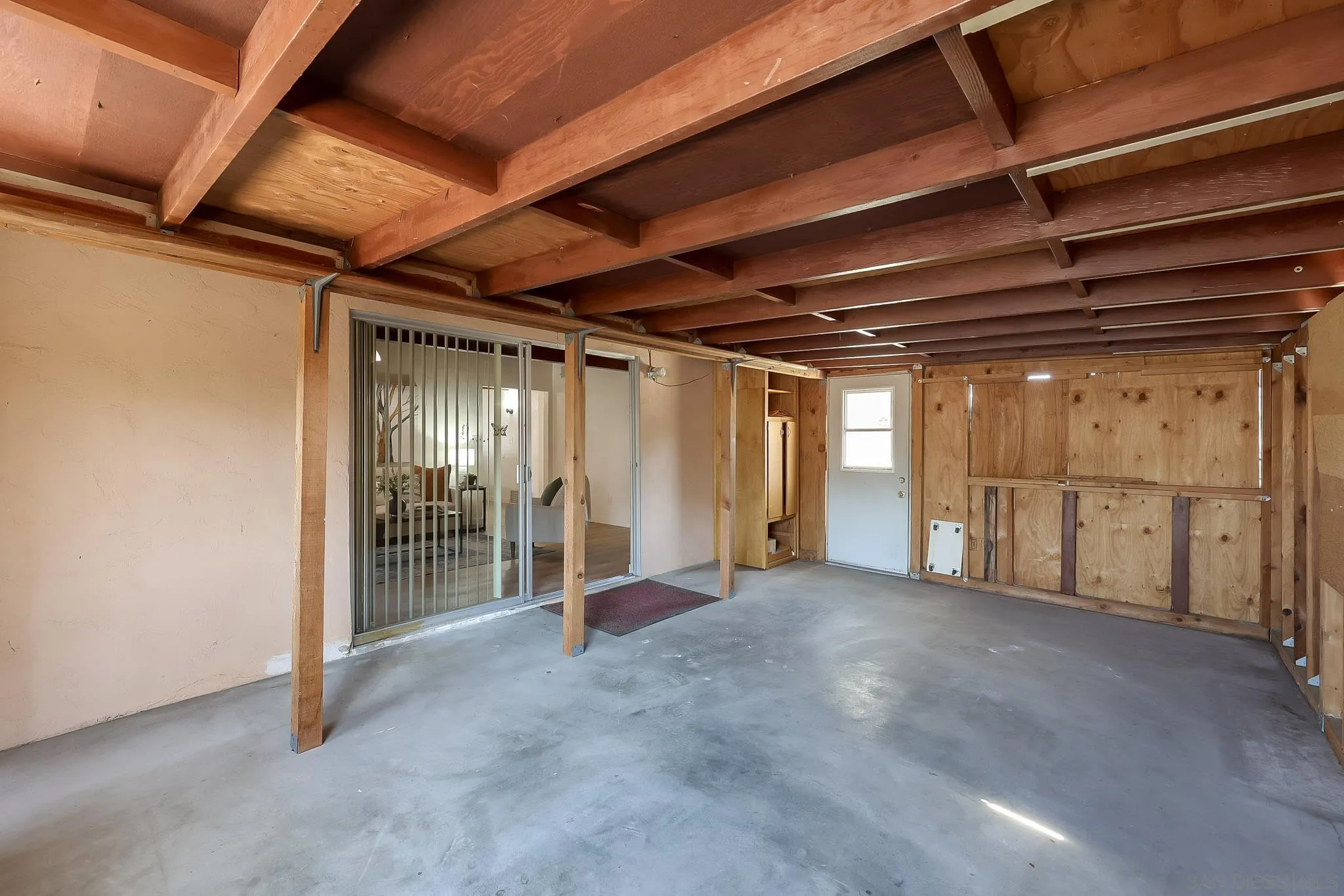 https://cdn.realtyfeed.com/cdn/127/260012702/218dbf9abce553117fe5f4c590836256.webp