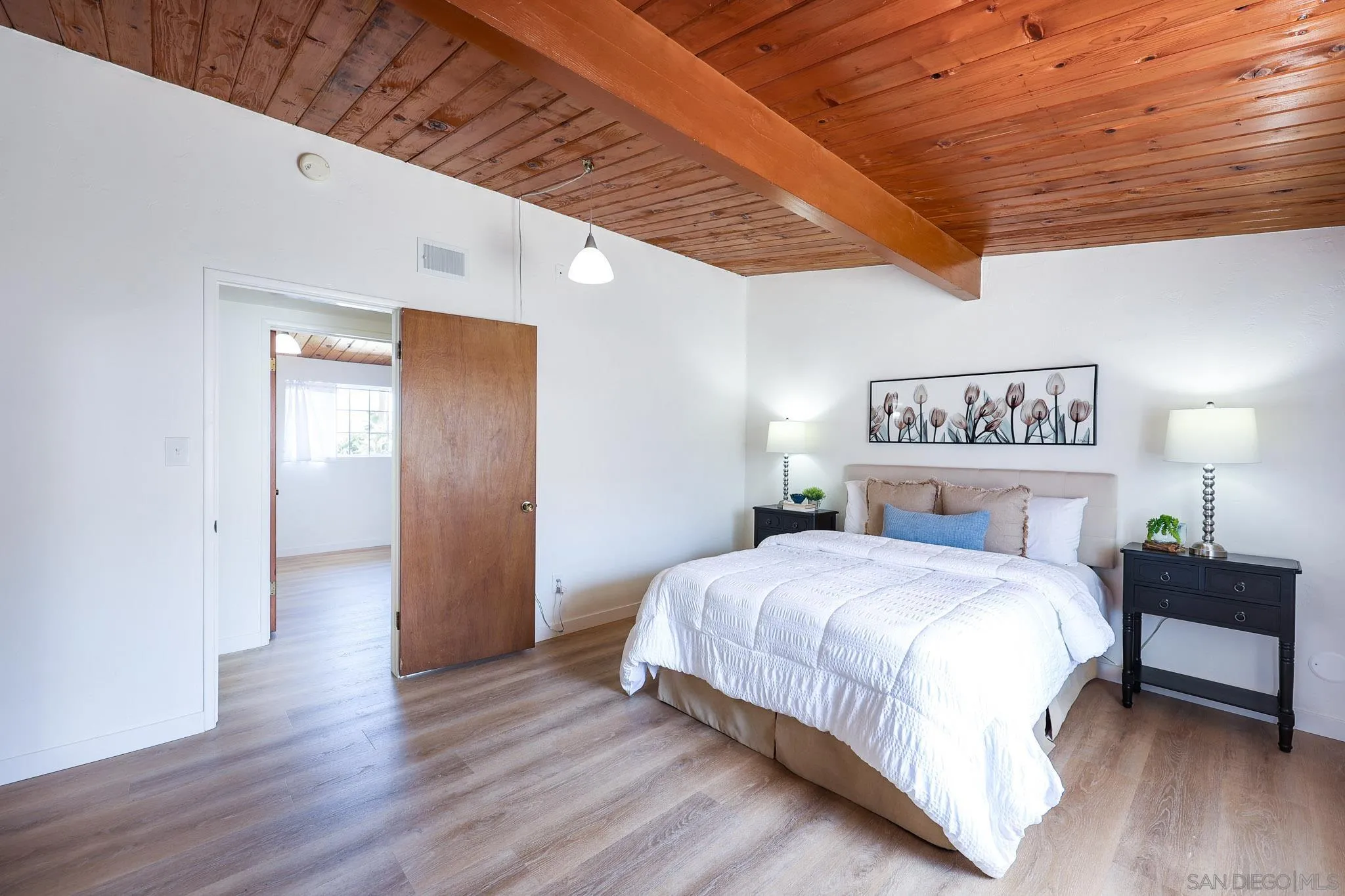 https://cdn.realtyfeed.com/cdn/127/260012702/a9f93f7a3e7b58395e6d4ebfcf4d5745.webp