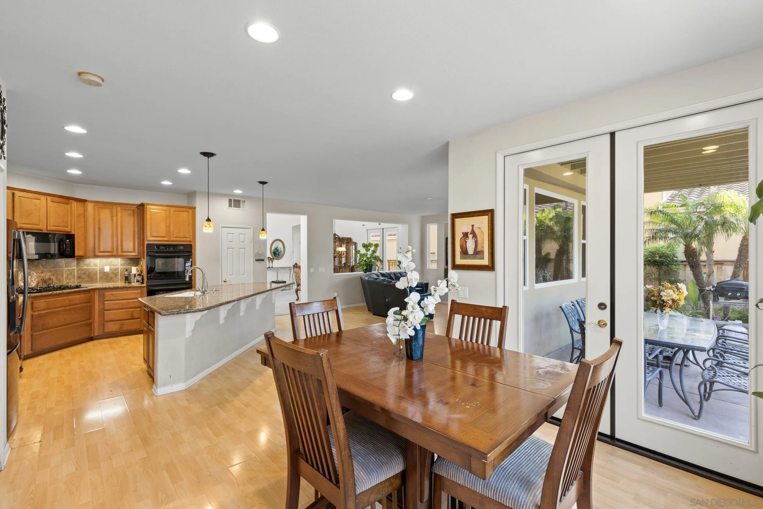 https://cdn.realtyfeed.com/cdn/127/260012703/41f5927e368593ba8d385a82b2ba7fa1.webp