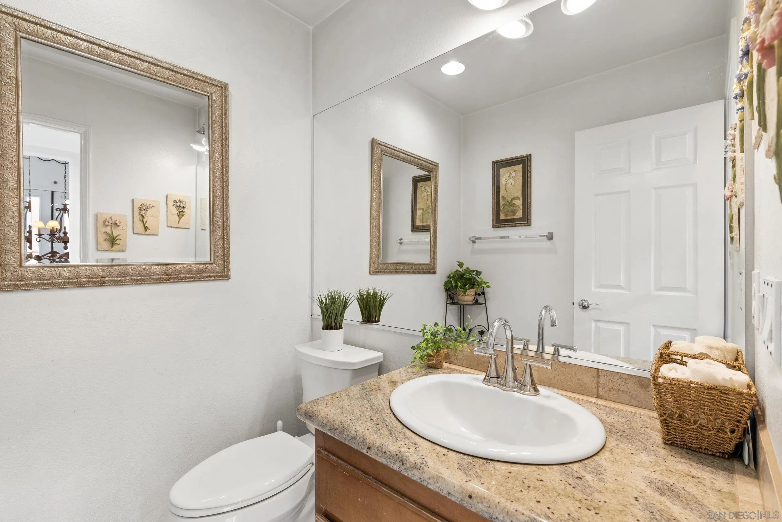 https://cdn.realtyfeed.com/cdn/127/260012703/9a96f8ef6fe41c8c02a529311a5a0daf.webp
