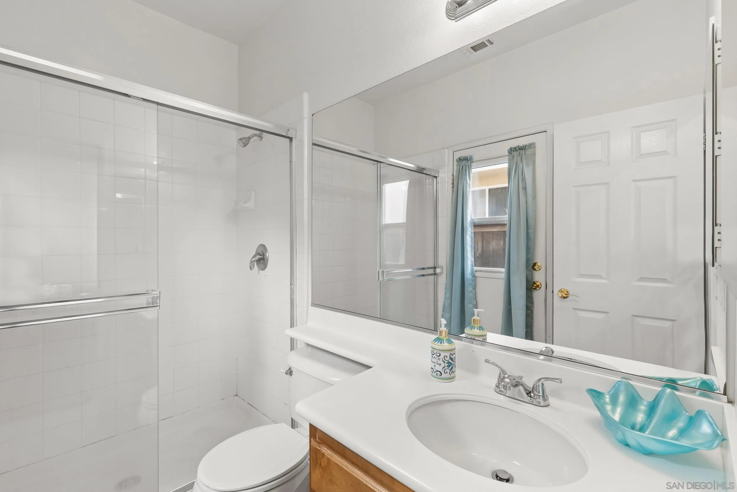 https://cdn.realtyfeed.com/cdn/127/260012703/be2a77401e6a285554f06becc01cfc64.webp