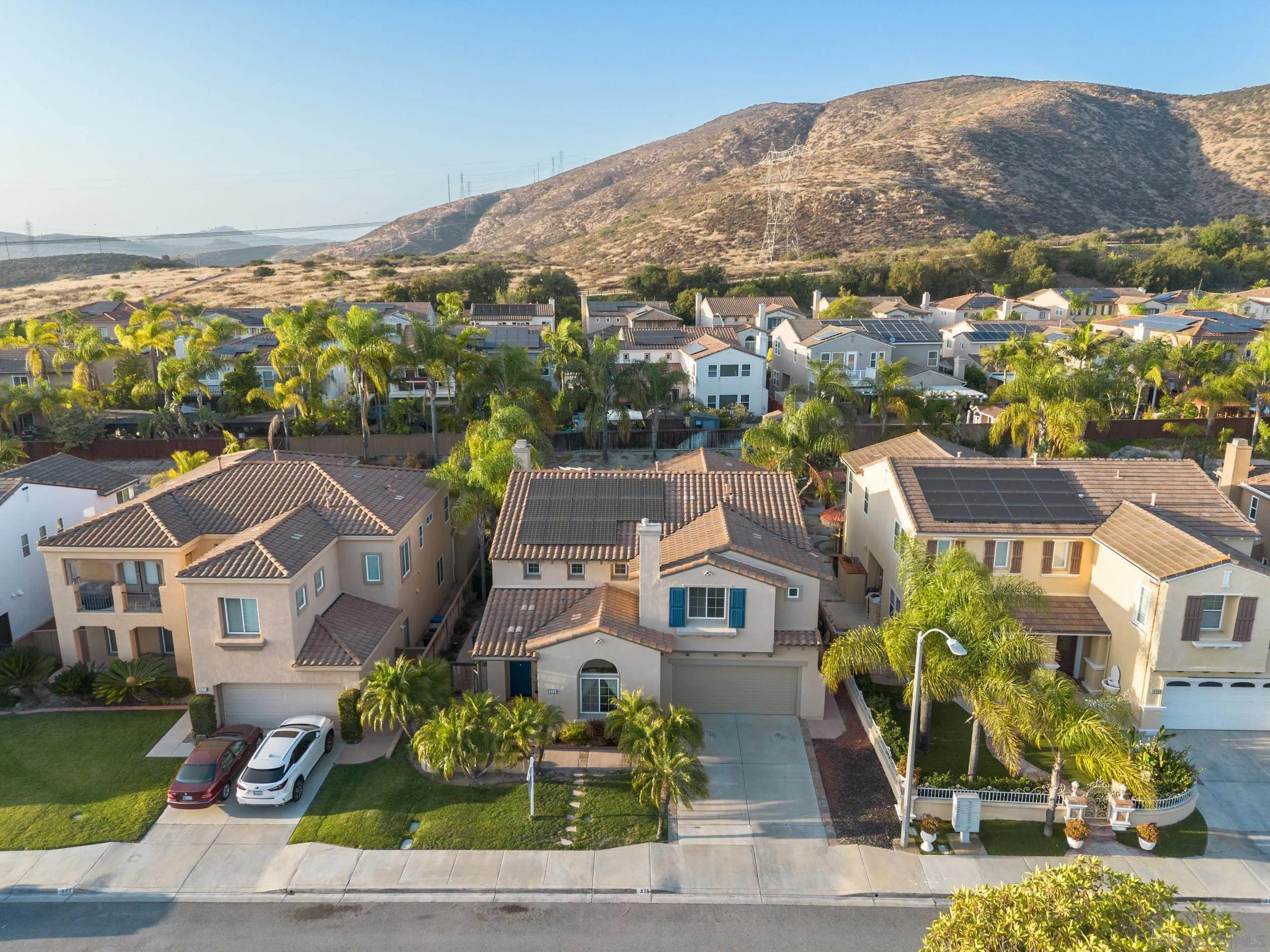 https://cdn.realtyfeed.com/cdn/127/260012703/c9d2952a70ef08e6648bc1b7827beae4.webp