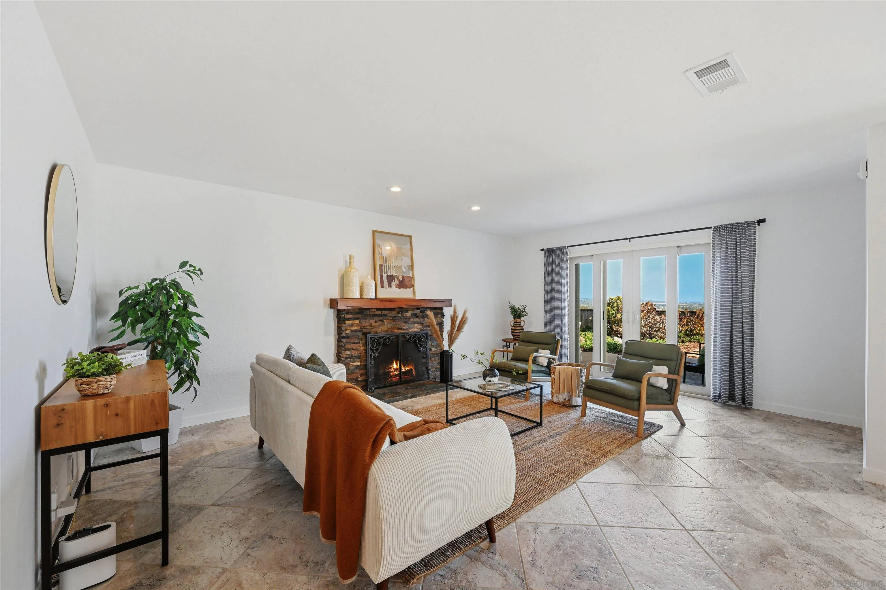https://cdn.realtyfeed.com/cdn/127/260012705/57e8e39c0237335031bb24097dbb6e9b.webp