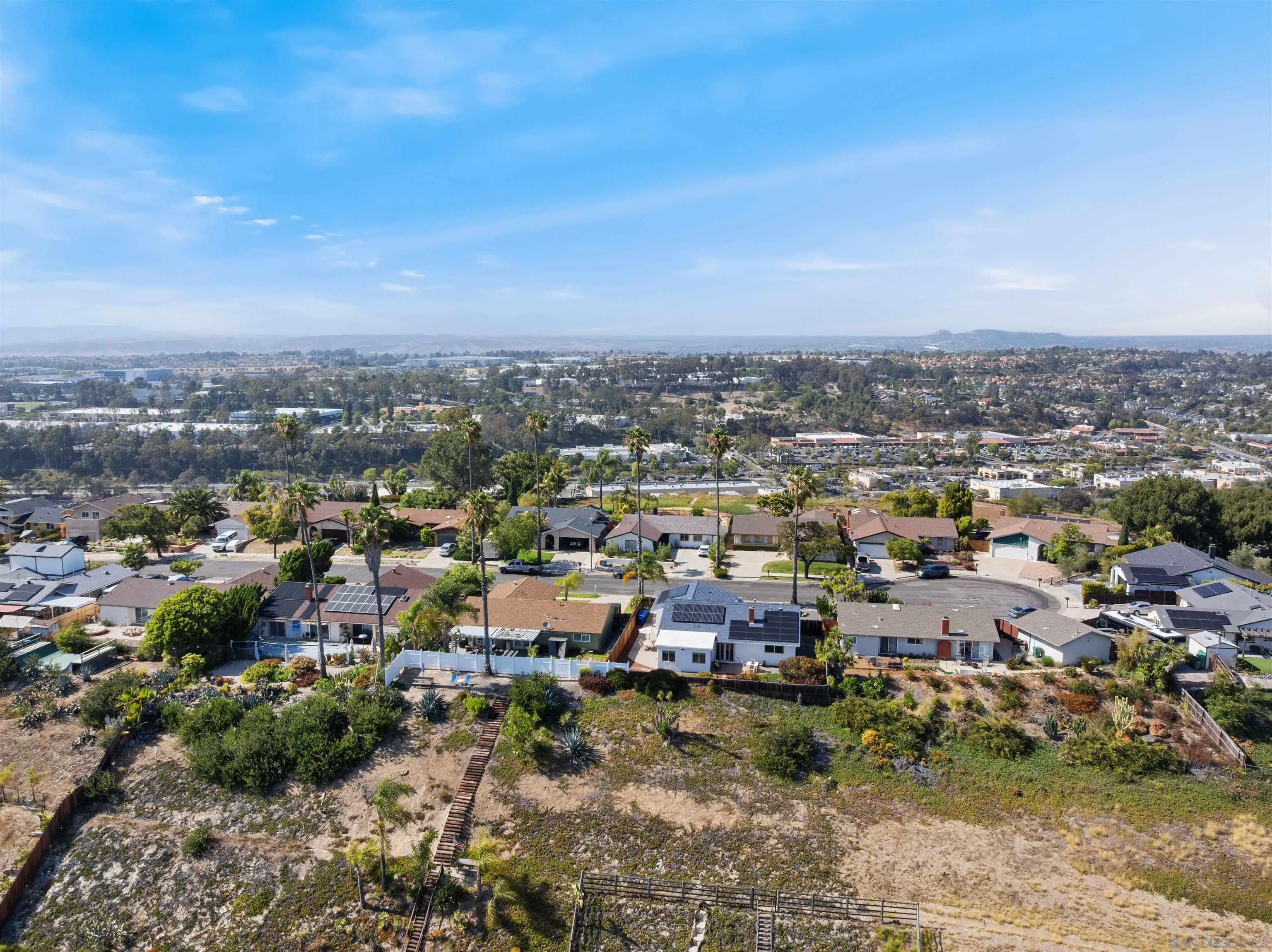 https://cdn.realtyfeed.com/cdn/127/260012705/58d469ddec0880ad83eadeef0f44534b.webp