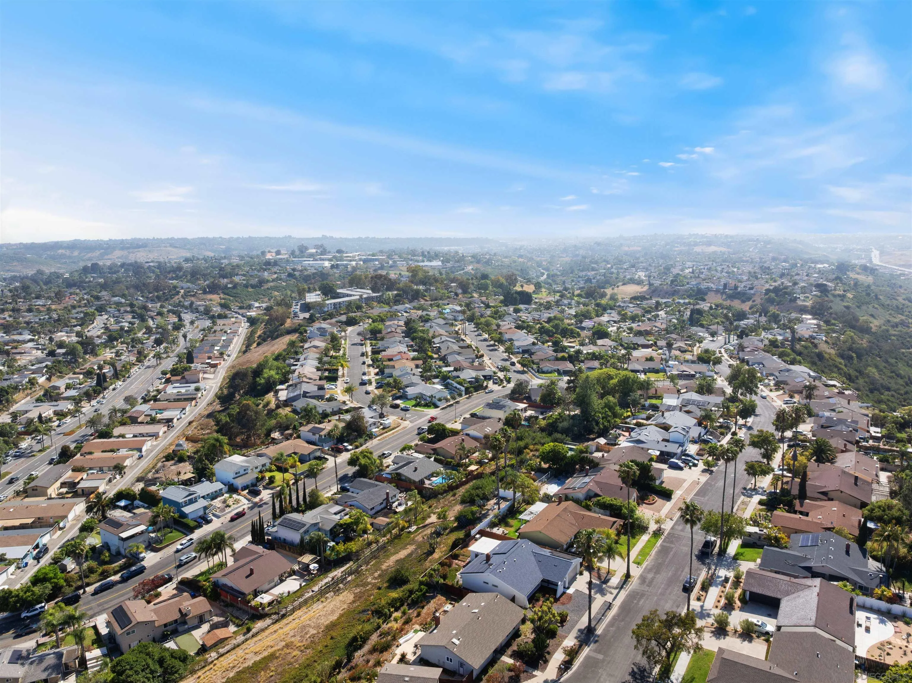 https://cdn.realtyfeed.com/cdn/127/260012705/8d5db95767a1173e2c91ce33895ab5a6.webp