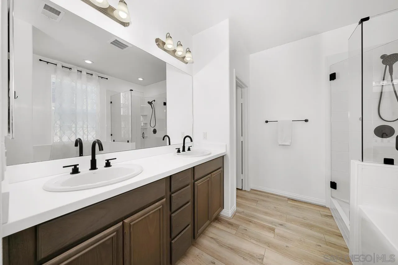 Photo #29: 260012706 Listing: Photo #29
