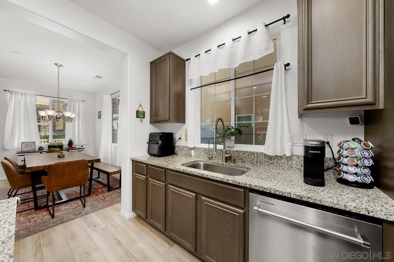 Photo #3: 260012706 Listing: Photo #3