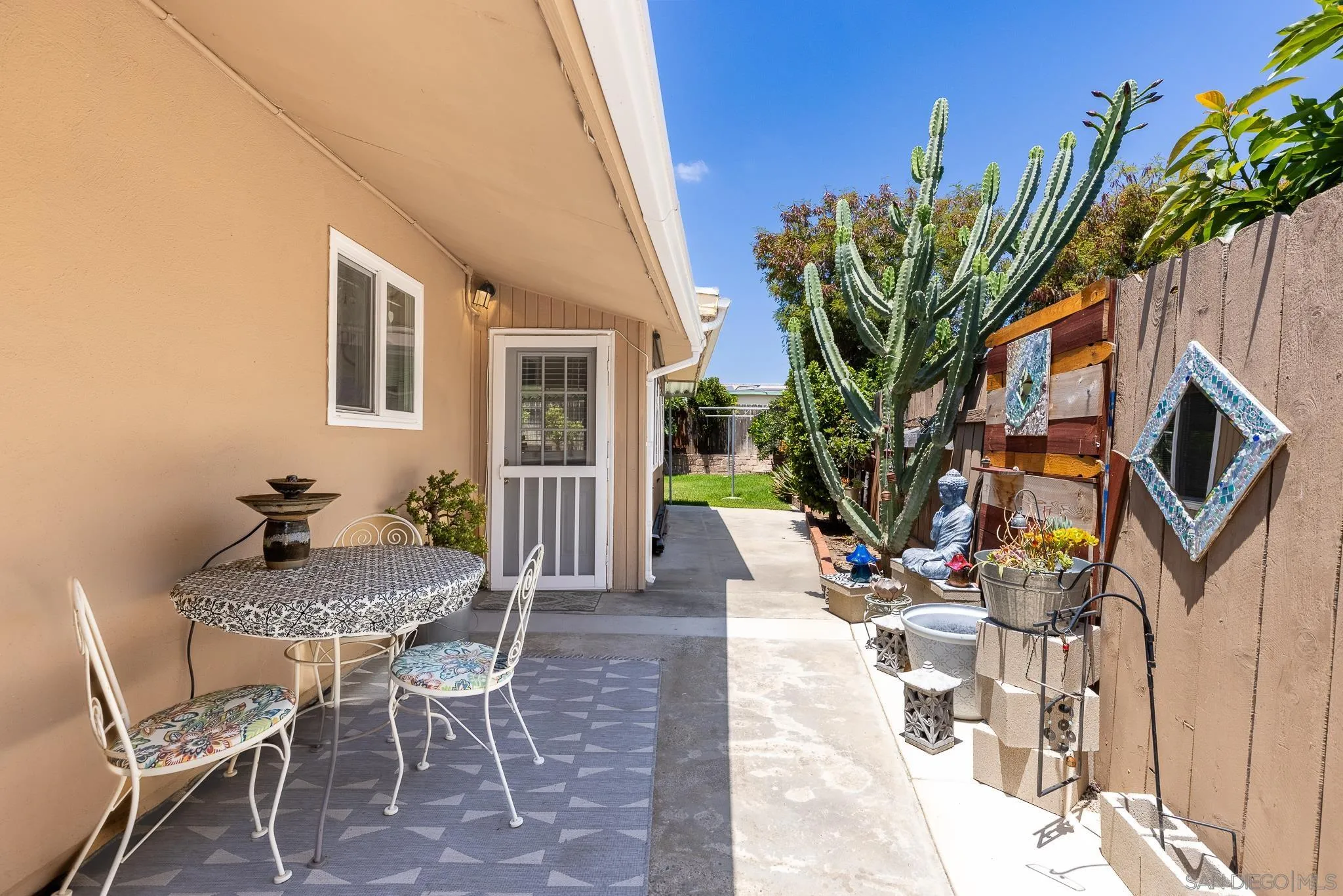 https://cdn.realtyfeed.com/cdn/127/260012712/3d4a8b96fbf3ba80af86edfc1ddb1ed9.webp