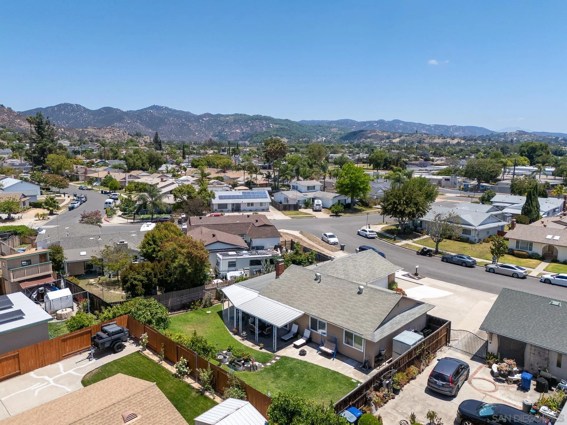 https://cdn.realtyfeed.com/cdn/127/260012712/4fd5d2790056e3ce53e39ad455e6ab03.webp