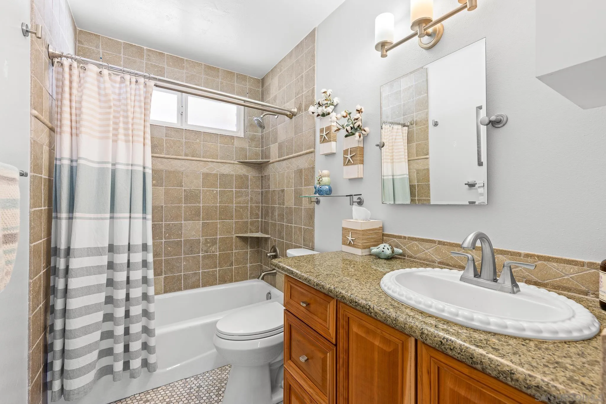 https://cdn.realtyfeed.com/cdn/127/260012712/7bfea178abf8fecfb28a0667da922ebe.webp