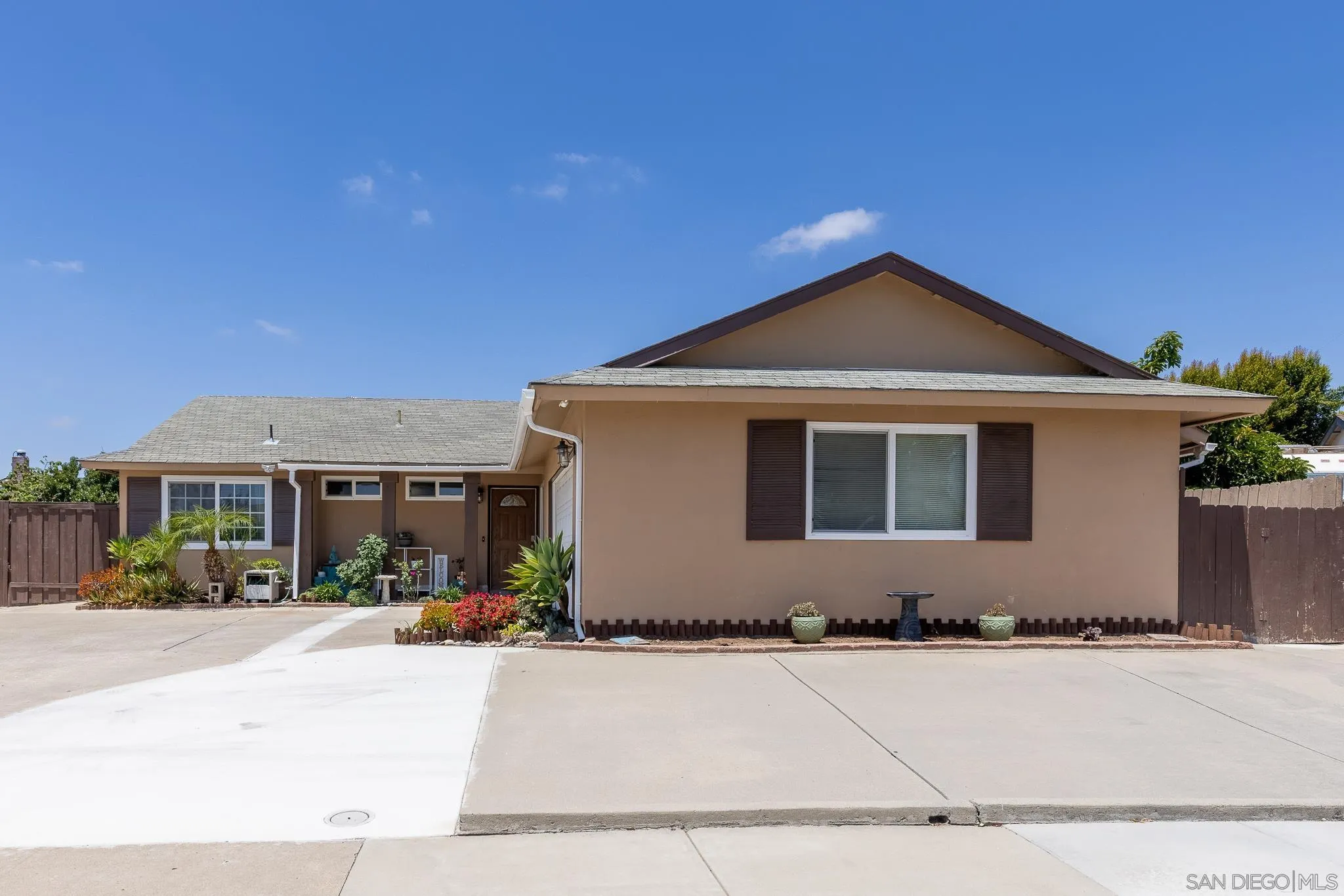 https://cdn.realtyfeed.com/cdn/127/260012712/aba595faa3162825552153048c92a75d.webp