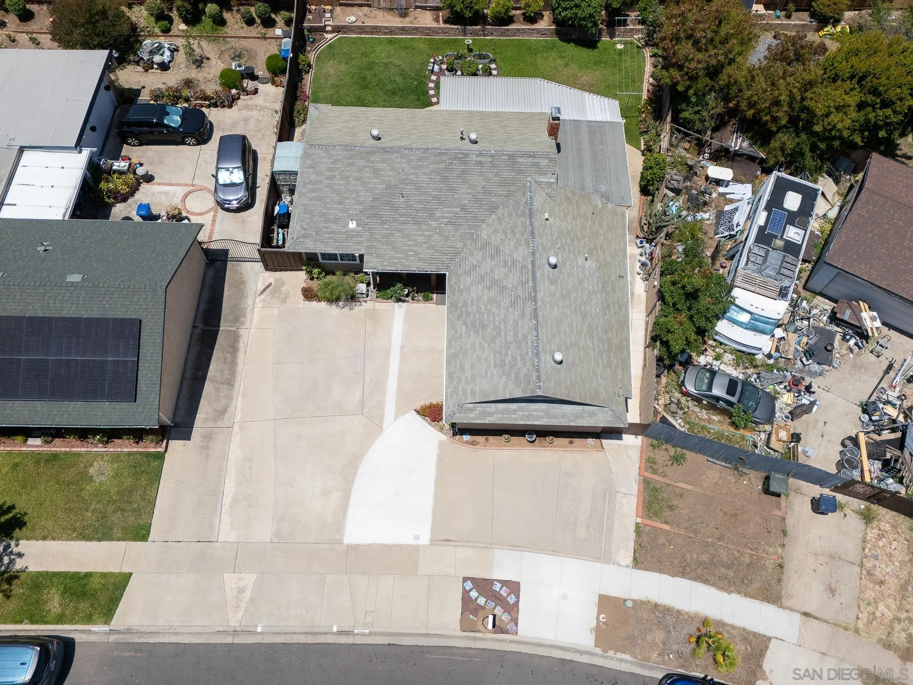https://cdn.realtyfeed.com/cdn/127/260012712/e1e3c7471f1e08bb1476b4bcbfb8303a.webp