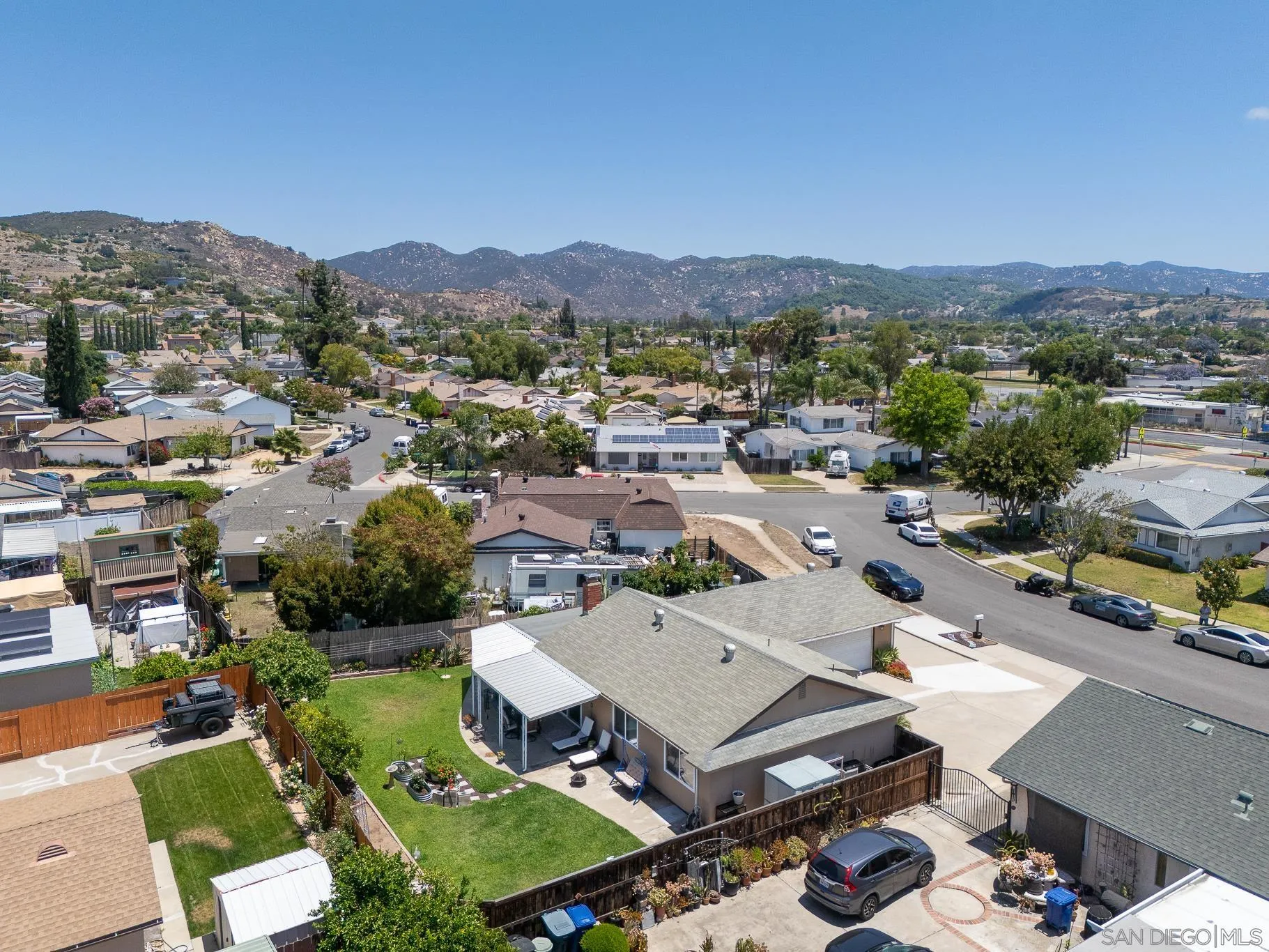 https://cdn.realtyfeed.com/cdn/127/260012712/e579322ac60ee8d7f9a3947e2df76060.webp