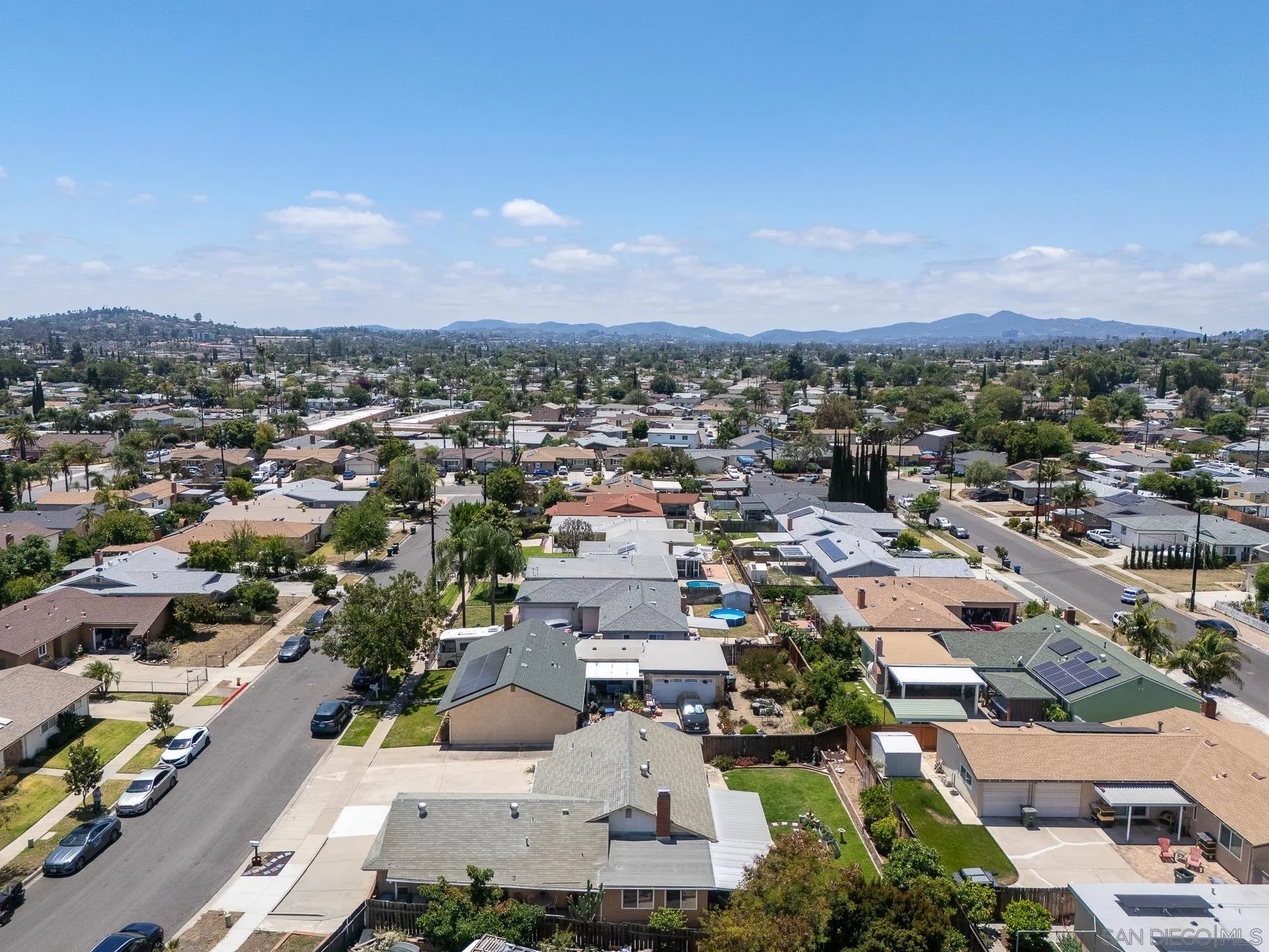 https://cdn.realtyfeed.com/cdn/127/260012712/e92cb84bc069996b7da64ab6e37abe08.webp