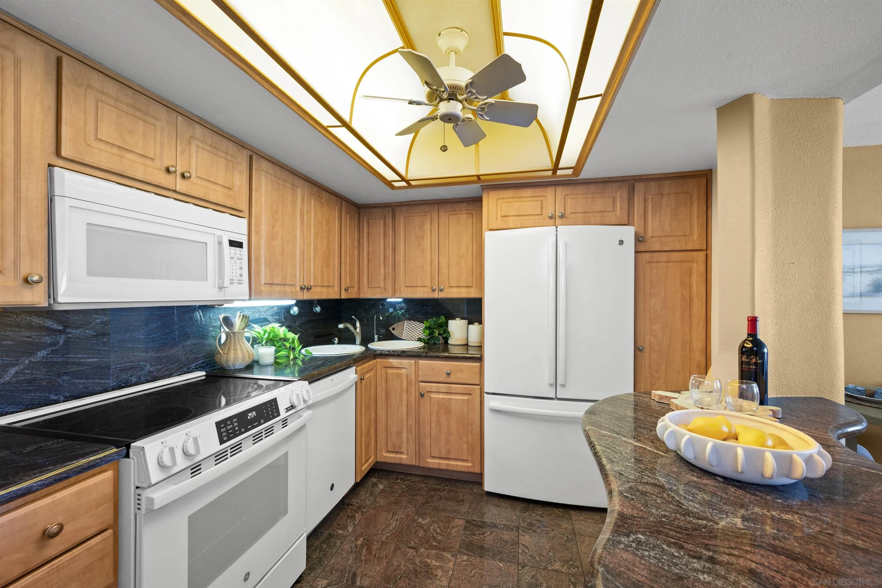 https://cdn.realtyfeed.com/cdn/127/260012718/610d955228baca4f9170b8e5761125ec.webp