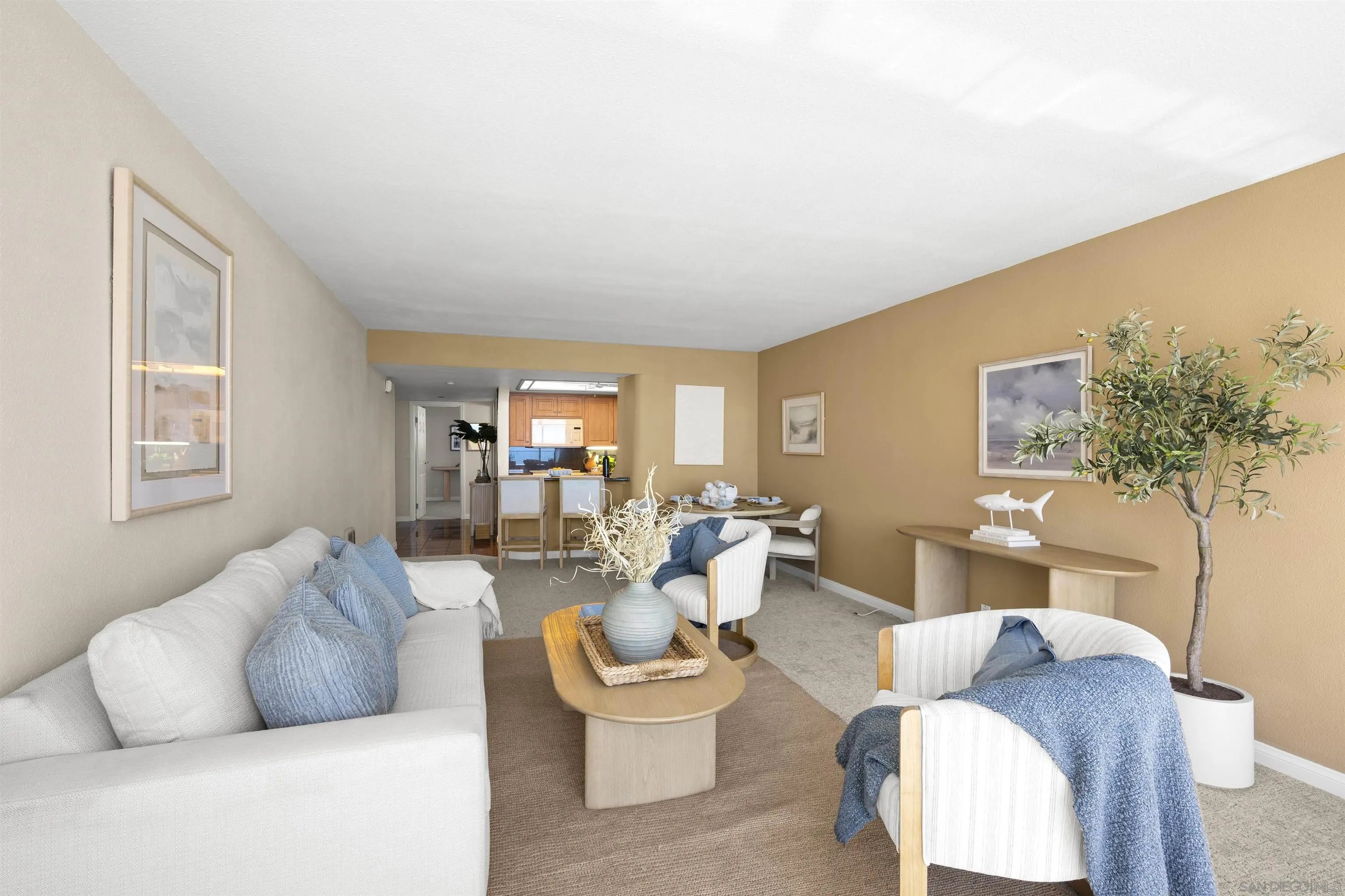 https://cdn.realtyfeed.com/cdn/127/260012718/7d49b392d2f7f9dabedb6028b26b1140.webp
