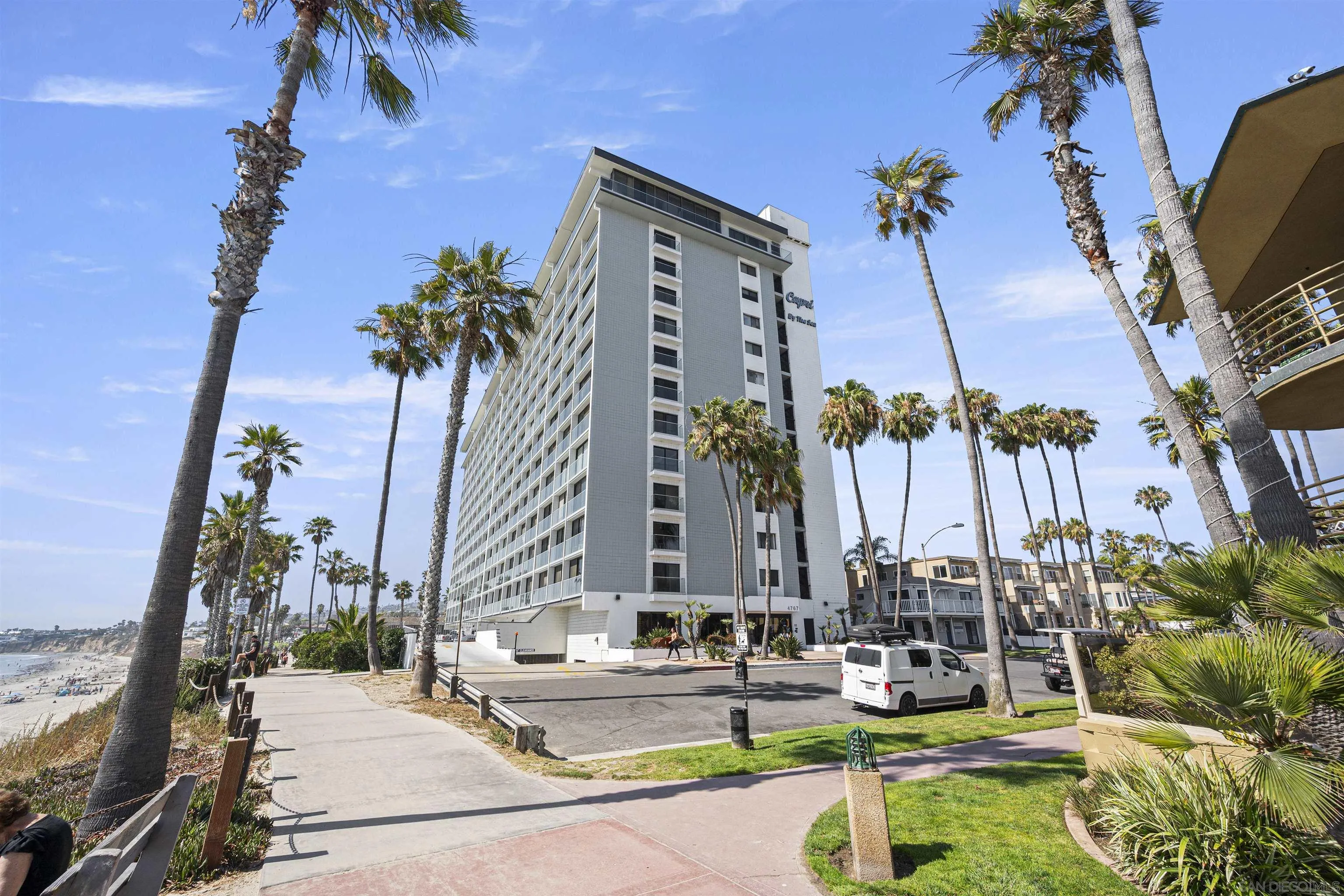 https://cdn.realtyfeed.com/cdn/127/260012718/da776b4774563eb5fefe8a60b772a2fb.webp