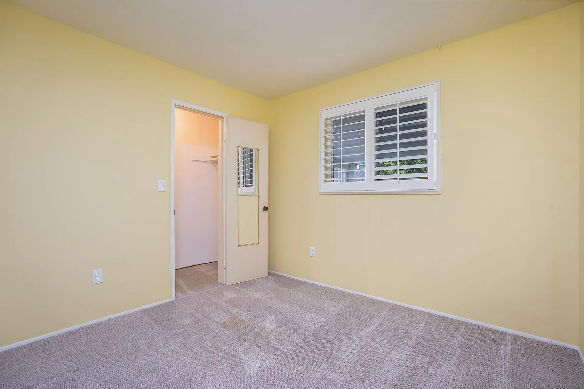 https://cdn.realtyfeed.com/cdn/127/260012720/9cb57765e4f73eacc87fdd529ec175d1.webp